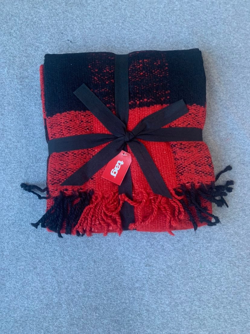 NWT tag Buffalo check shawl