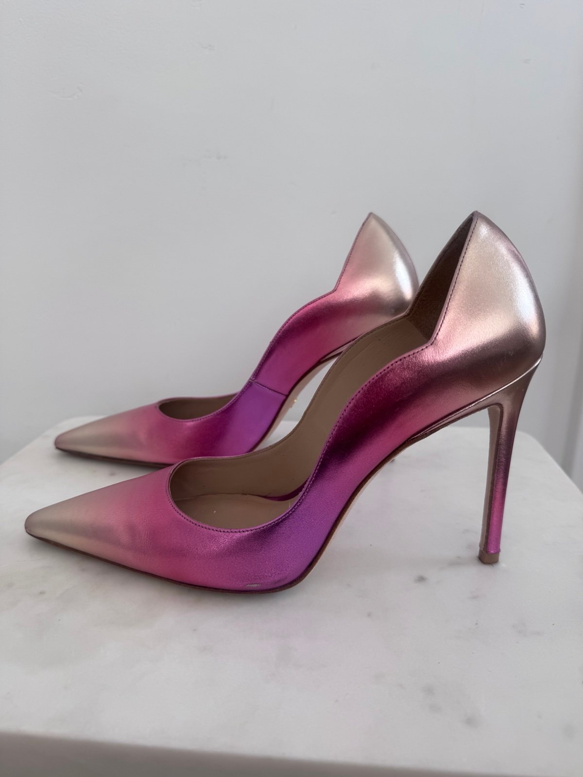 Stuart Weirtzman pink ombré heels size 9