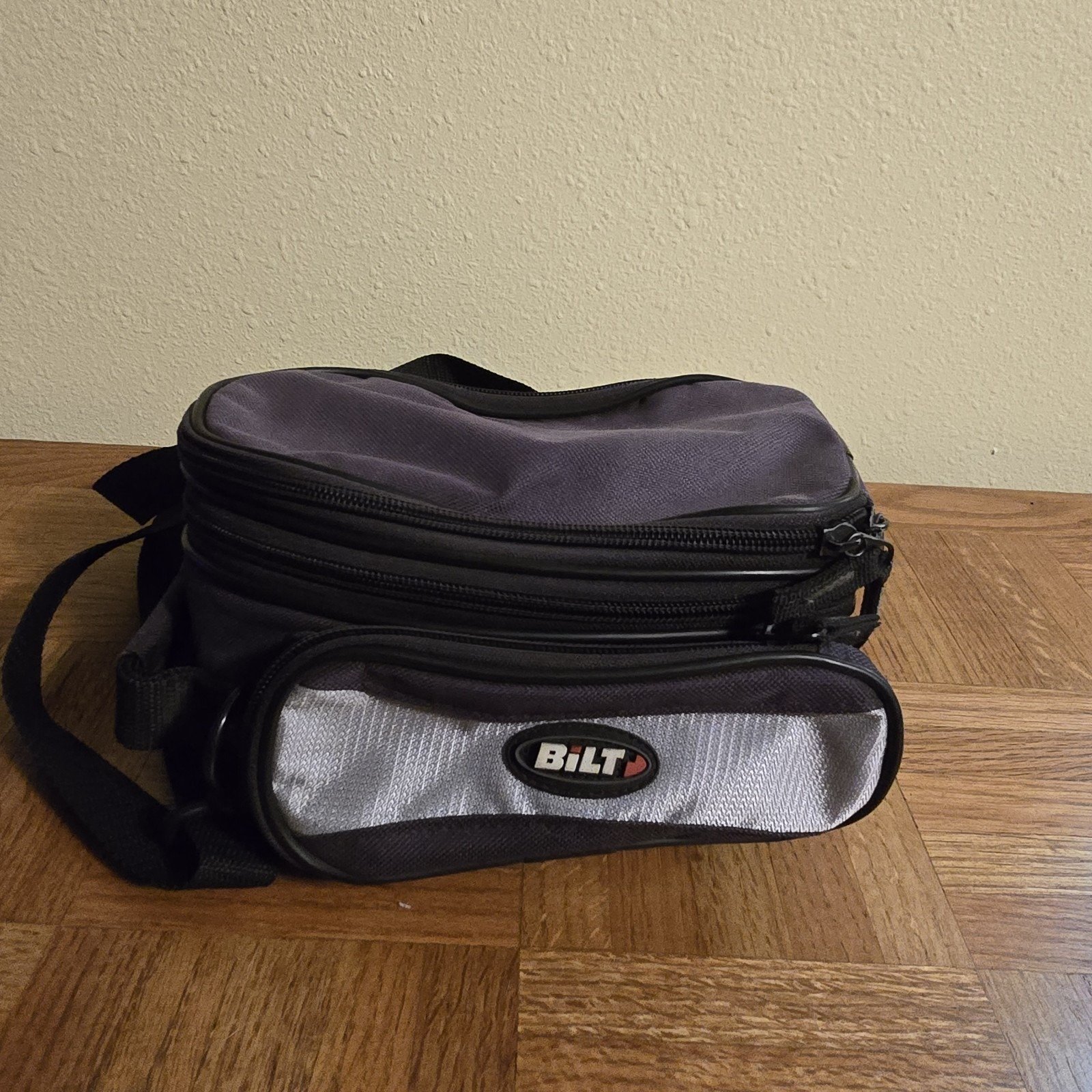 BILT Motorcycle Tank Bag magnetic base Adjustable Size Lots Of Room