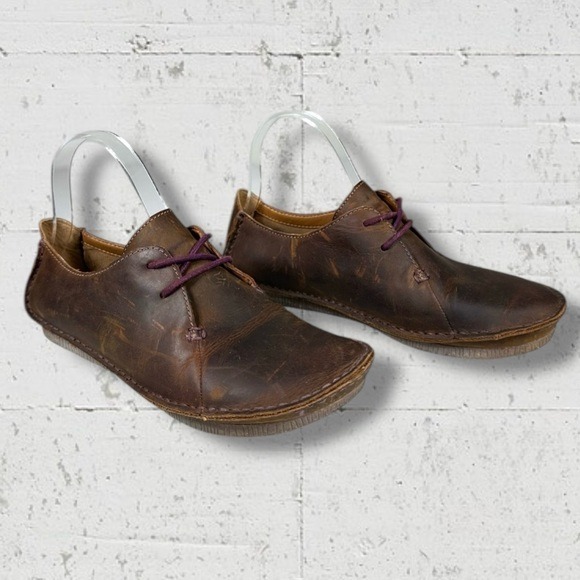 Clarks Artisan Janey Mae Leather Oxford Shoes