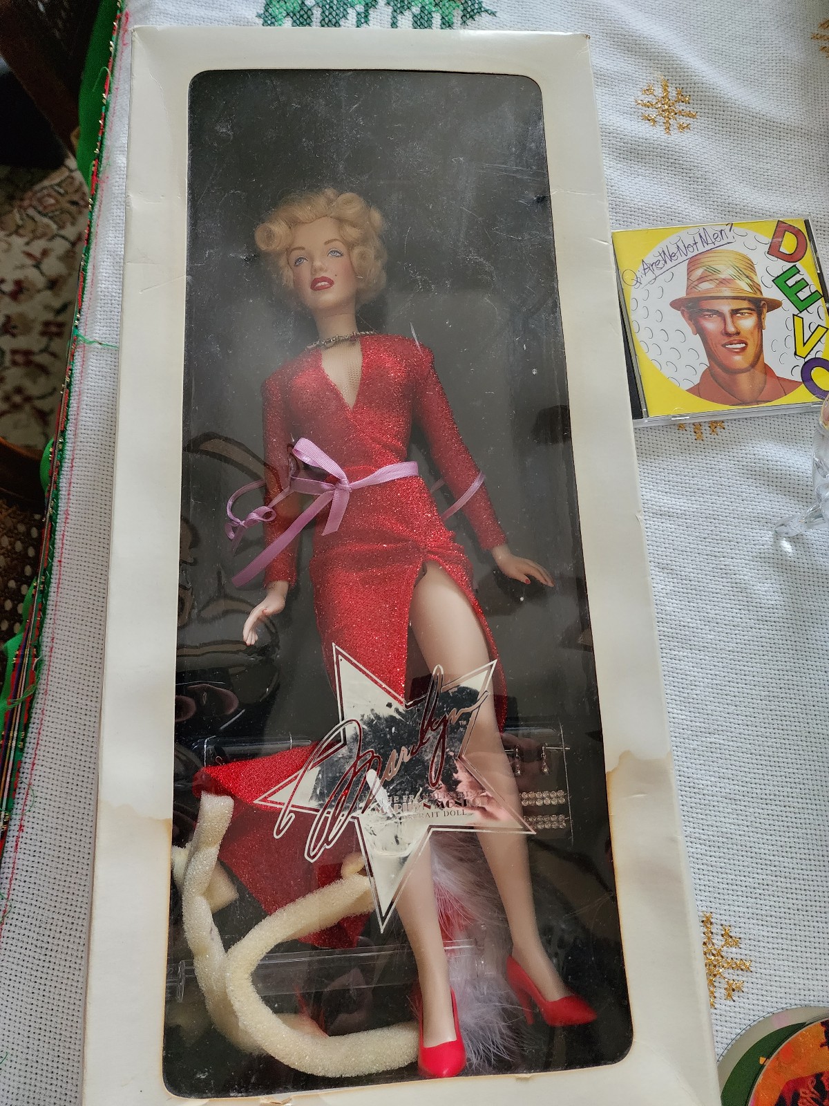Marilyn Monroe 16 Vinyl Doll MEN PREFER BLONDES w COA NRFB MINTY NEW