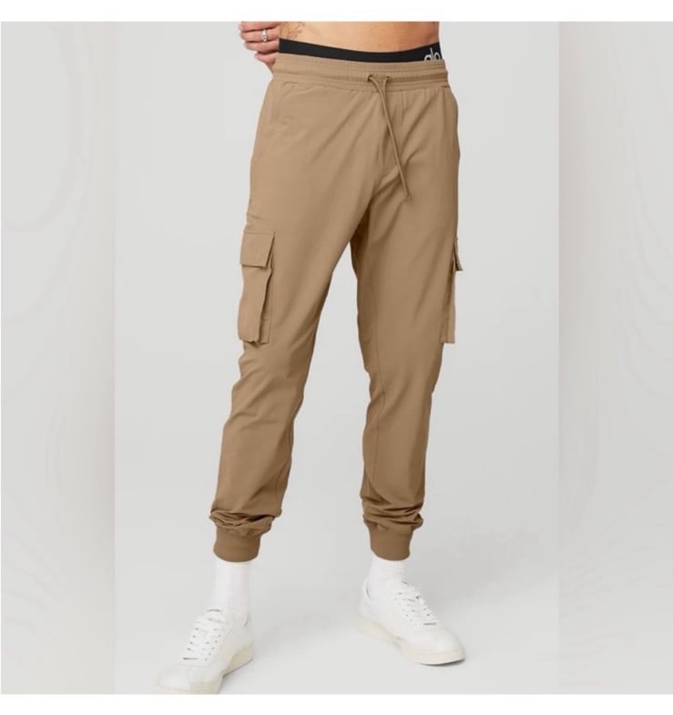 Alo Yoga Cargo Division Field Pant khaki tan size small