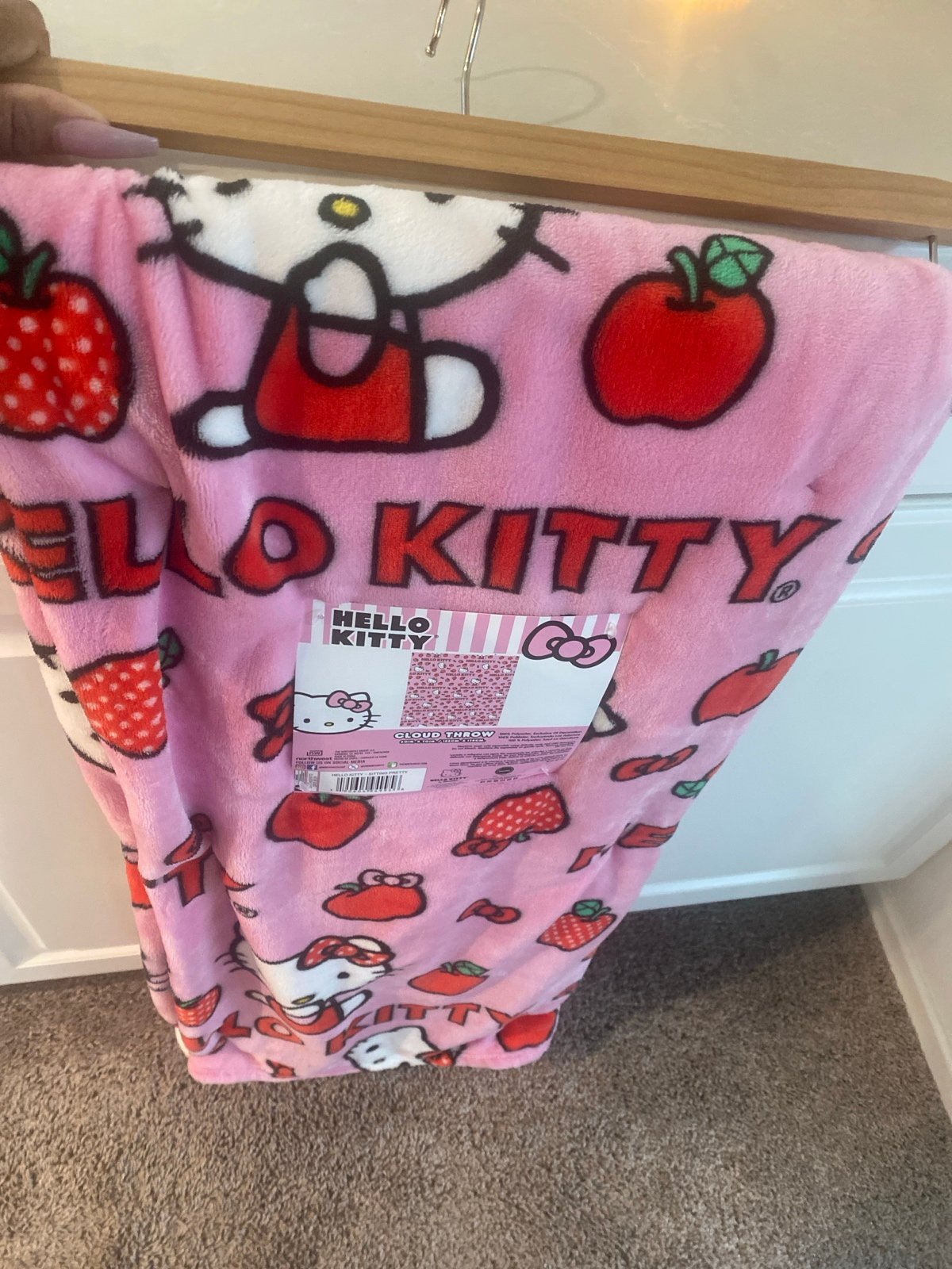 Hello Kitty large throw blanket