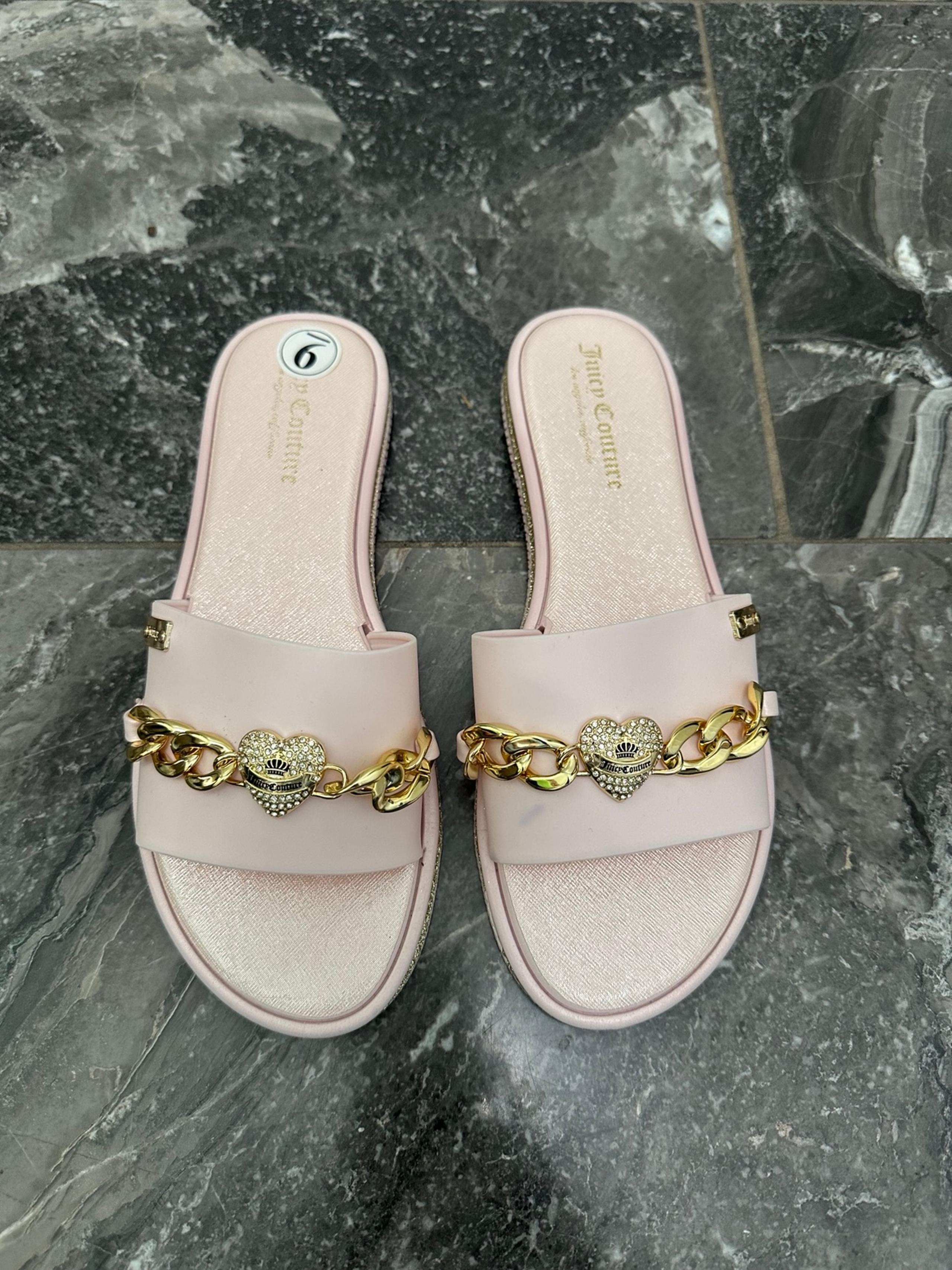 Juicy Couture Yizzy Slide Sandal Blush Women’s Size 9 Crystal Heart Gold Chain