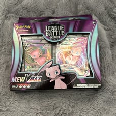 Pokemon TCG: Mew VMAX League Battle Deck
