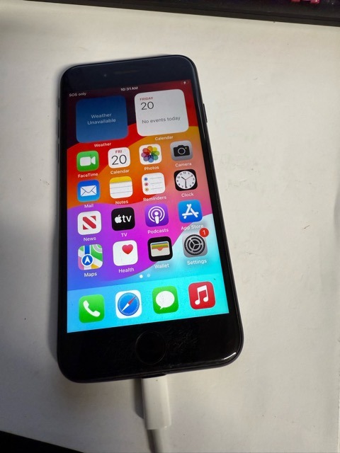 iPhone SE 3rd Gen 64GB (Unlocked) Phone - 91% Battery Health