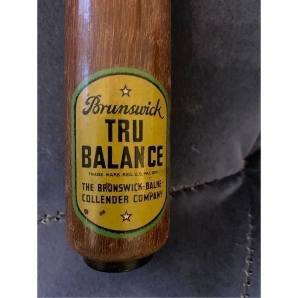 Vintage Brunswick True Balance Billiard Pool 21 Cue 55”