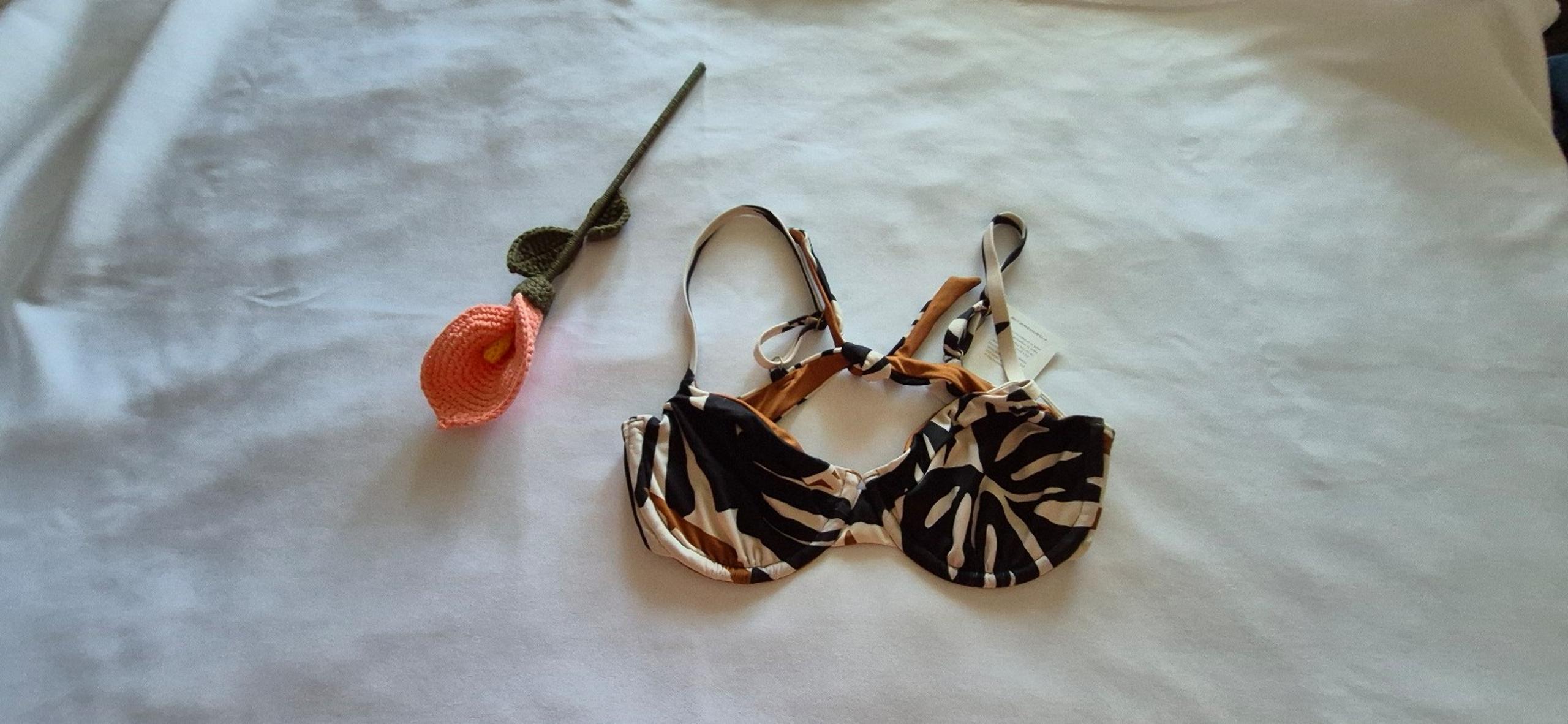 Vitamin A  Graphic Jungle EcoLux Bikini Top color Multi size S.