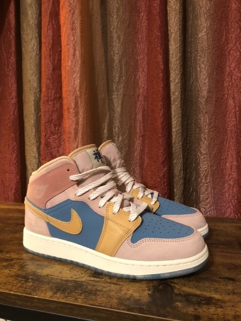 New 7Y Nike Pink & Blue Pastel Air Jordan 1 Mid Zen