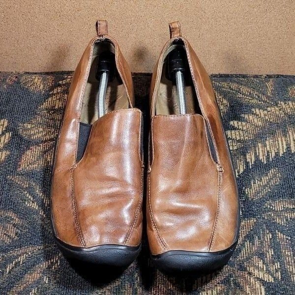 Keen Women's Brown Leather Slip-on Shoes~ Size 11