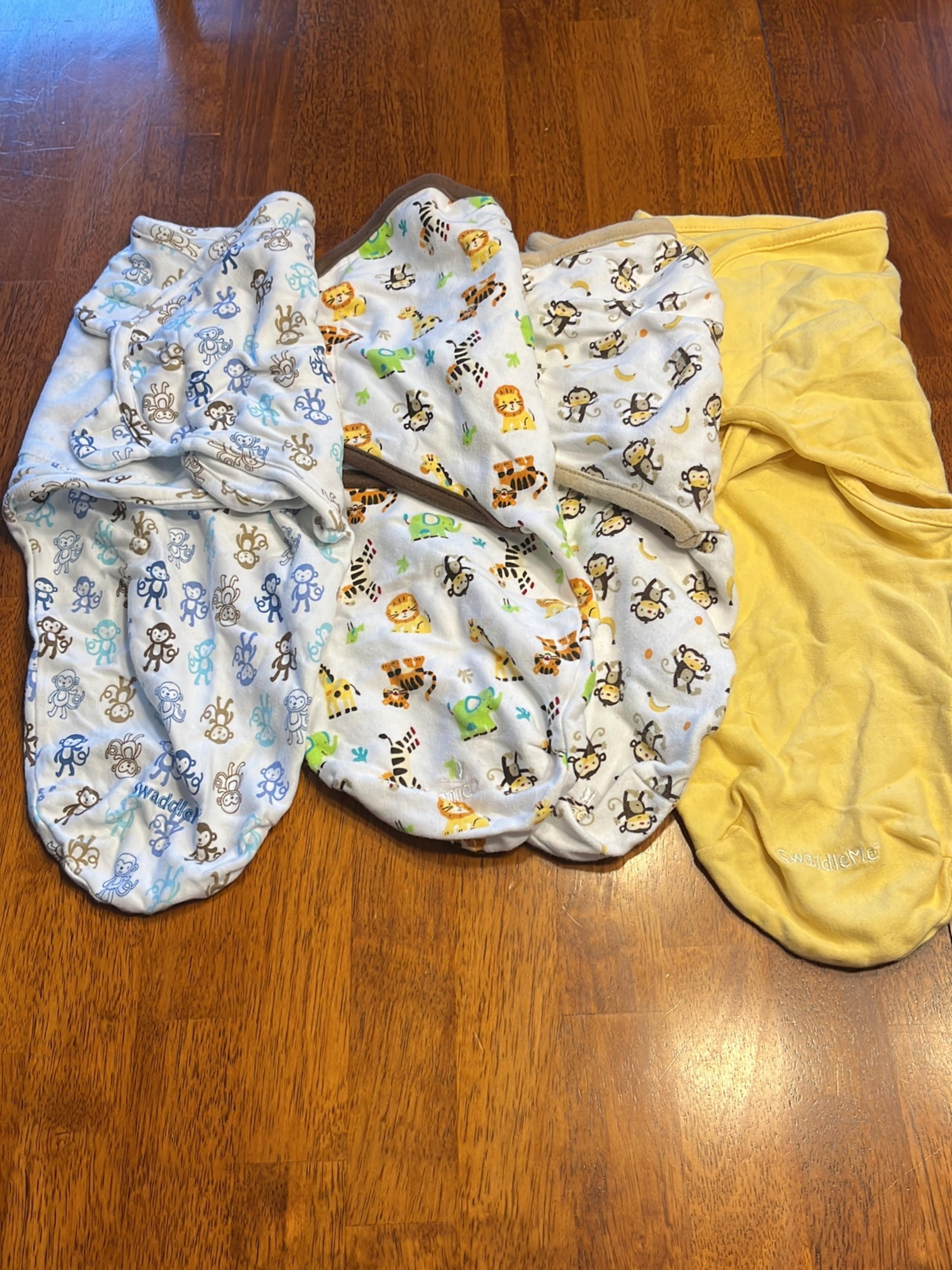 Summer Infant Swaddles, 4 total