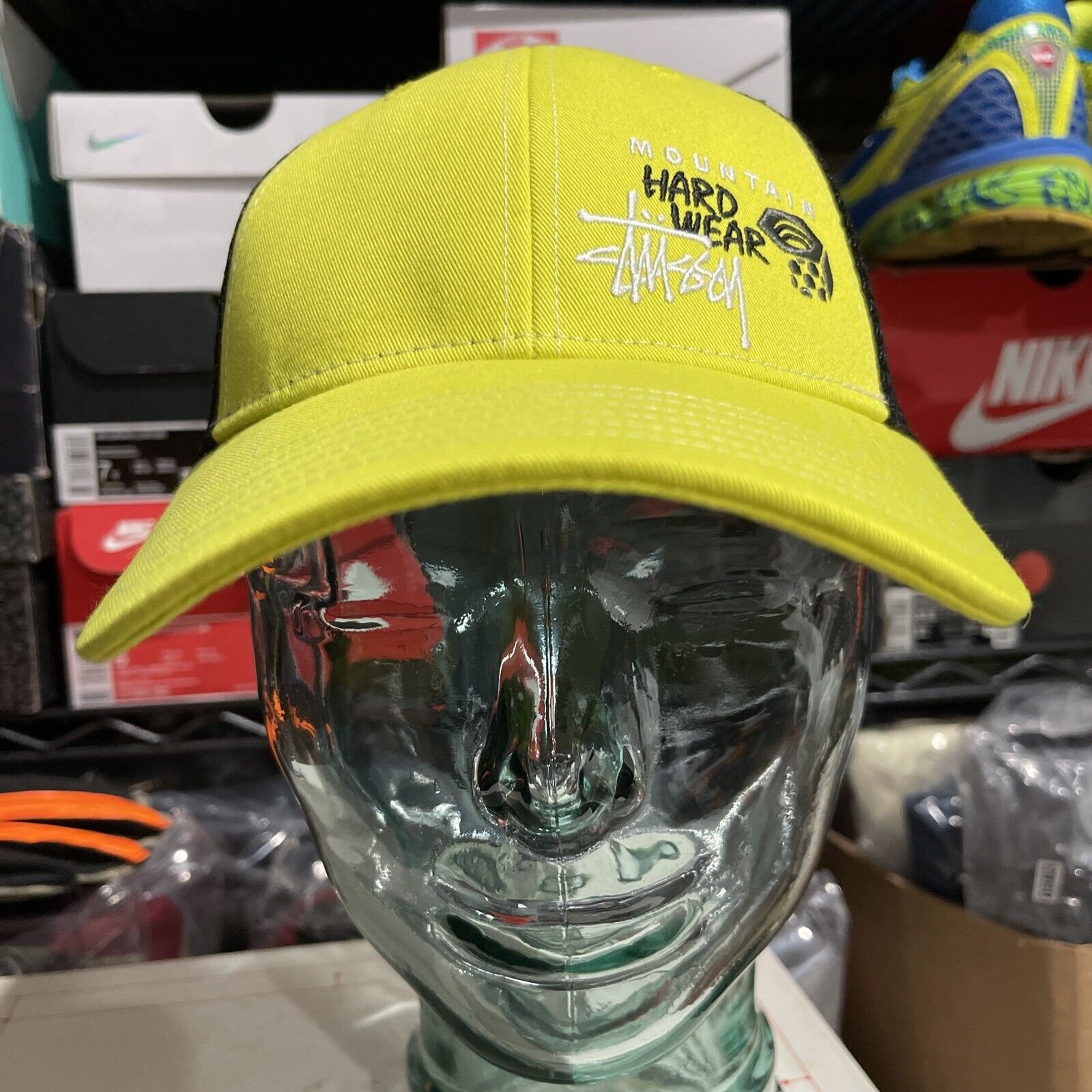☆送料無料☆ Stussy x Mountain Hardwear Trucker Cap ☆ Stüssy x Mountain Hardware • Trucker Hat • Flashlight Green