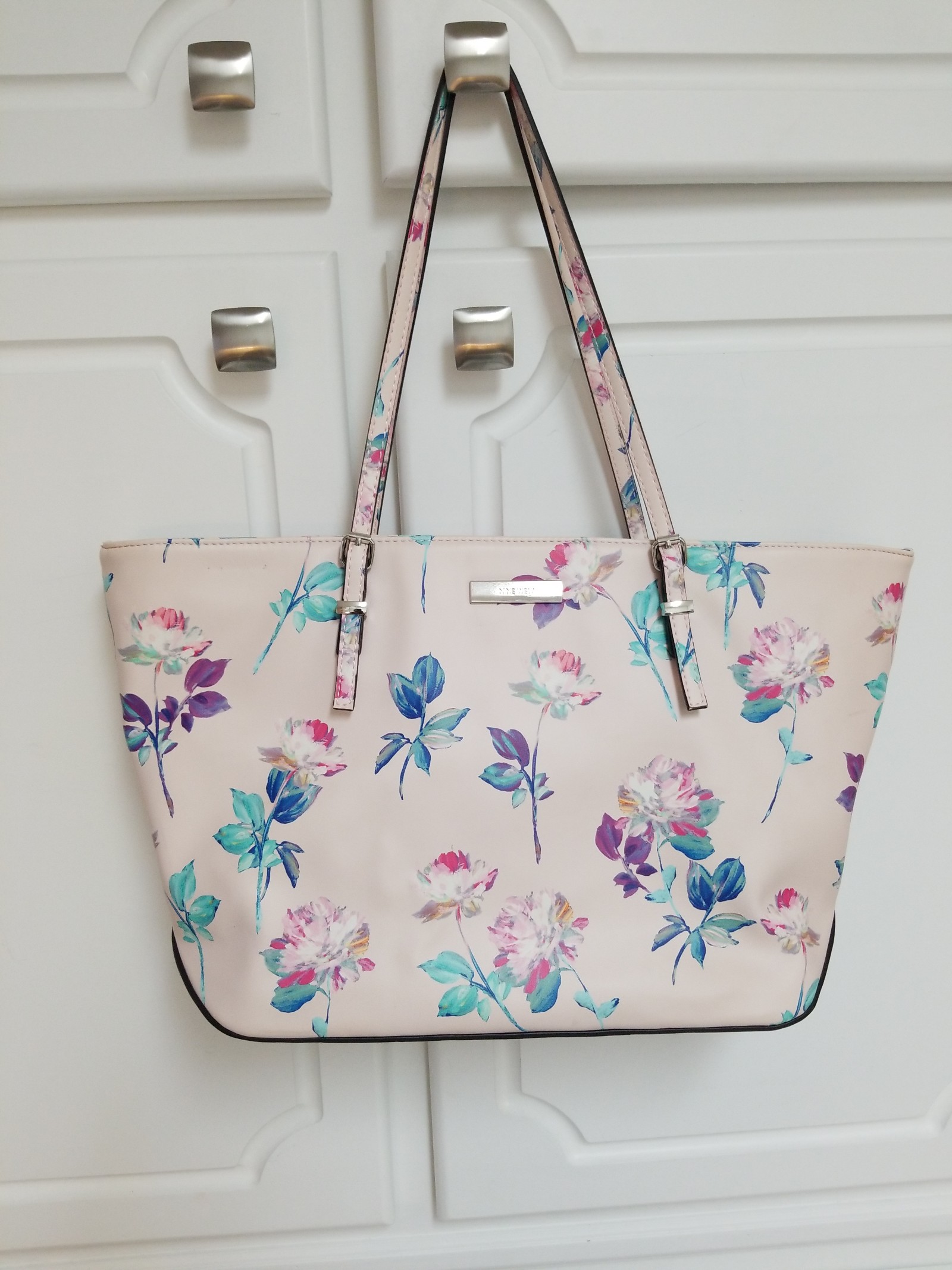 NINE WEST FLORAL TOTE