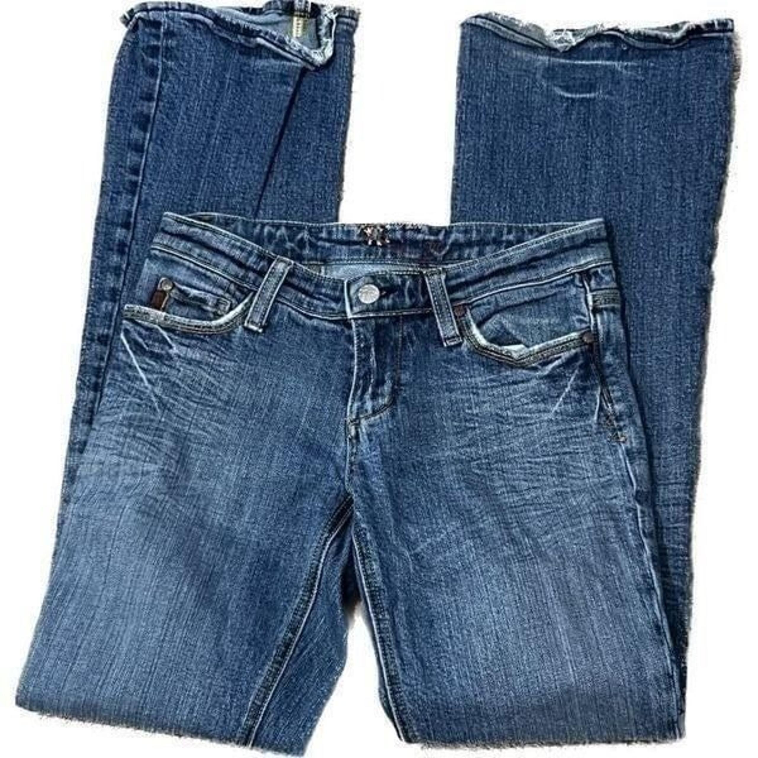 Miss Me Womens Denim Jeans Flared Distressed Hem Blue Wash Size 26