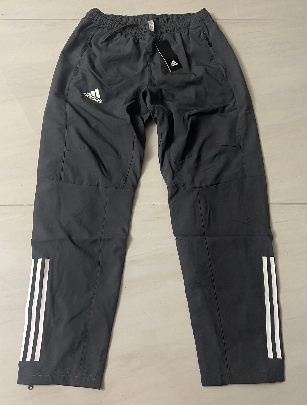 Brand New Mens Adidas Rink Pants tracksuit bottoms size XL new with tags