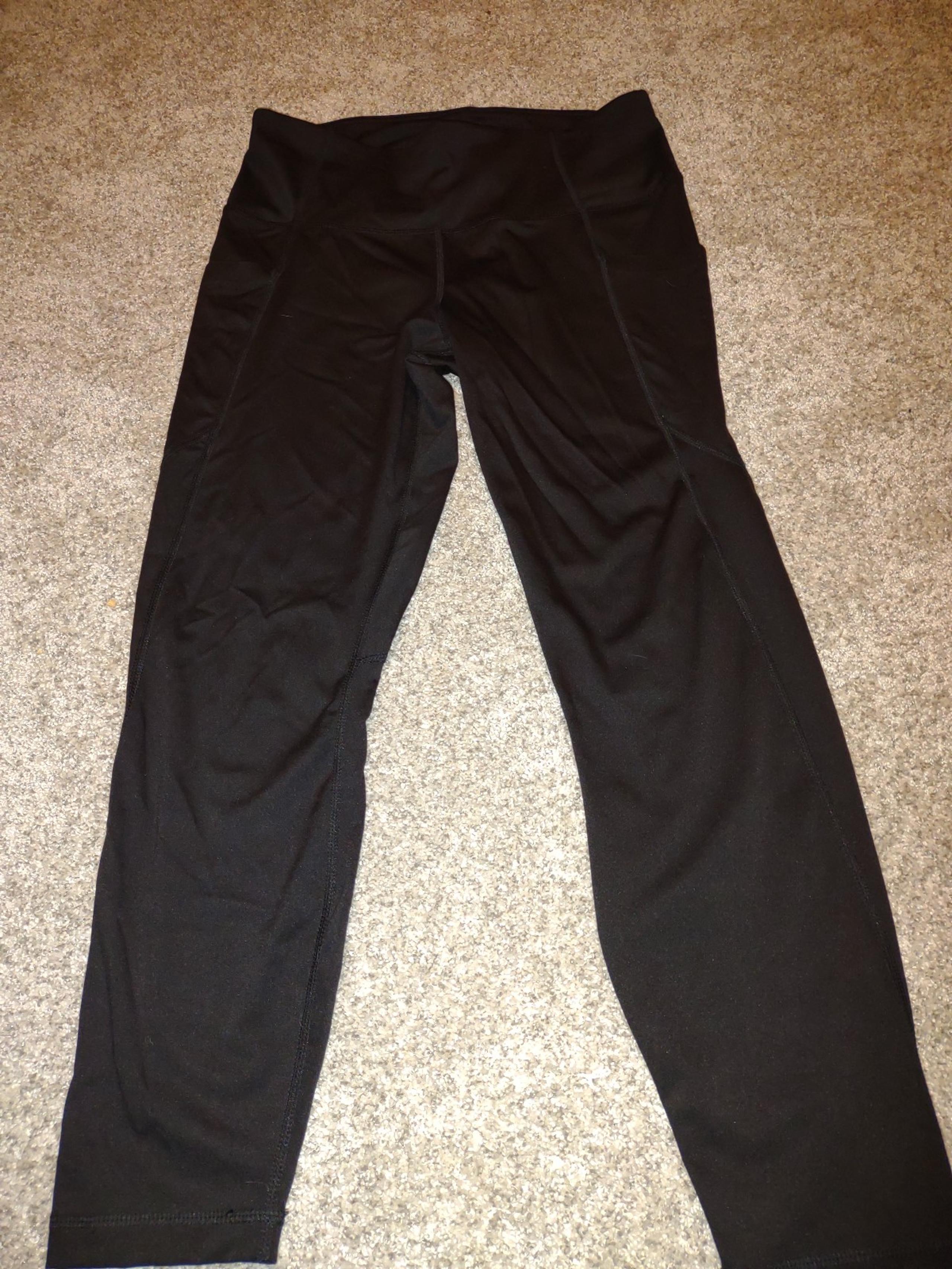 Ladies athletic leggings XL