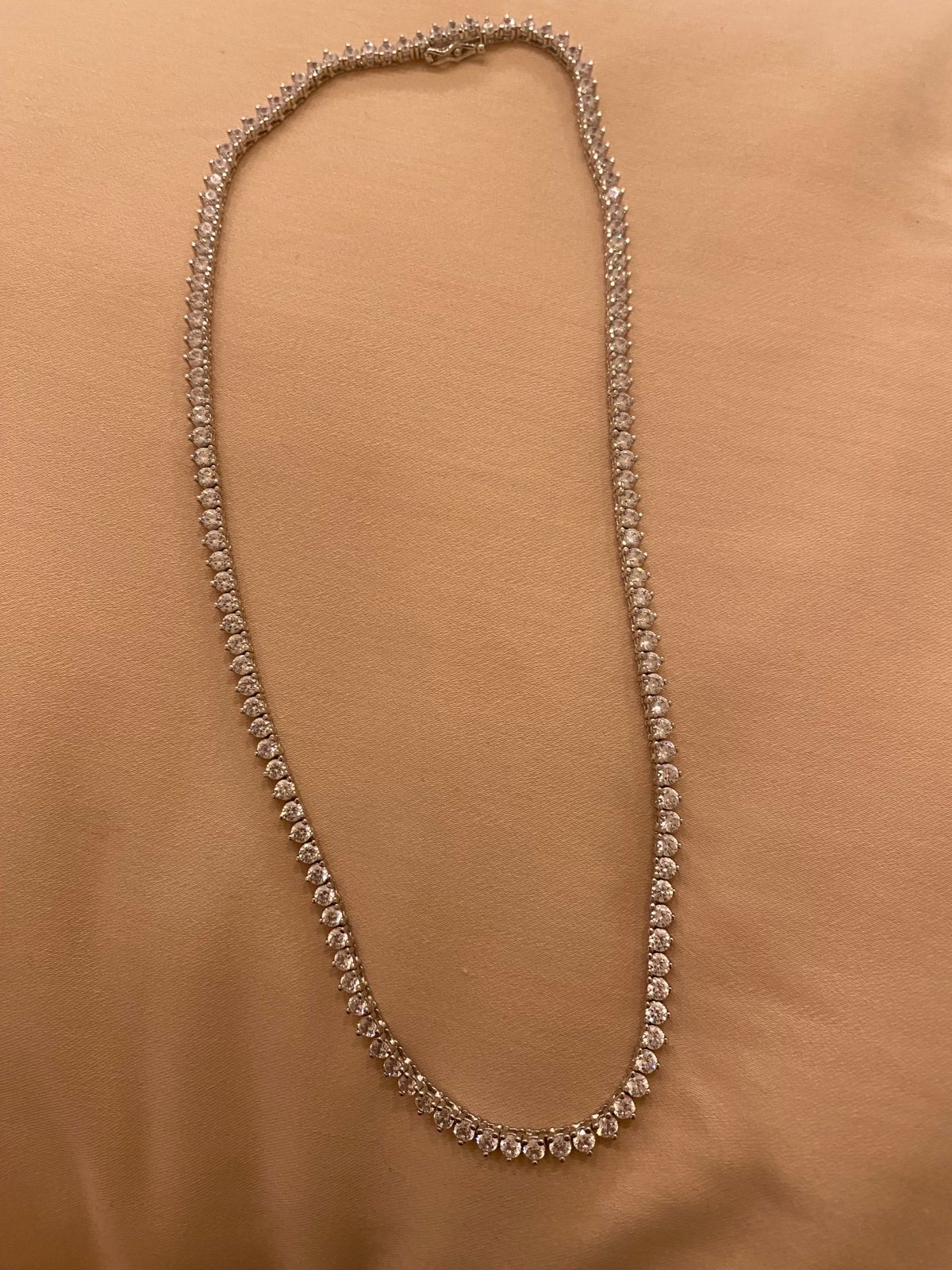 Tennis necklace