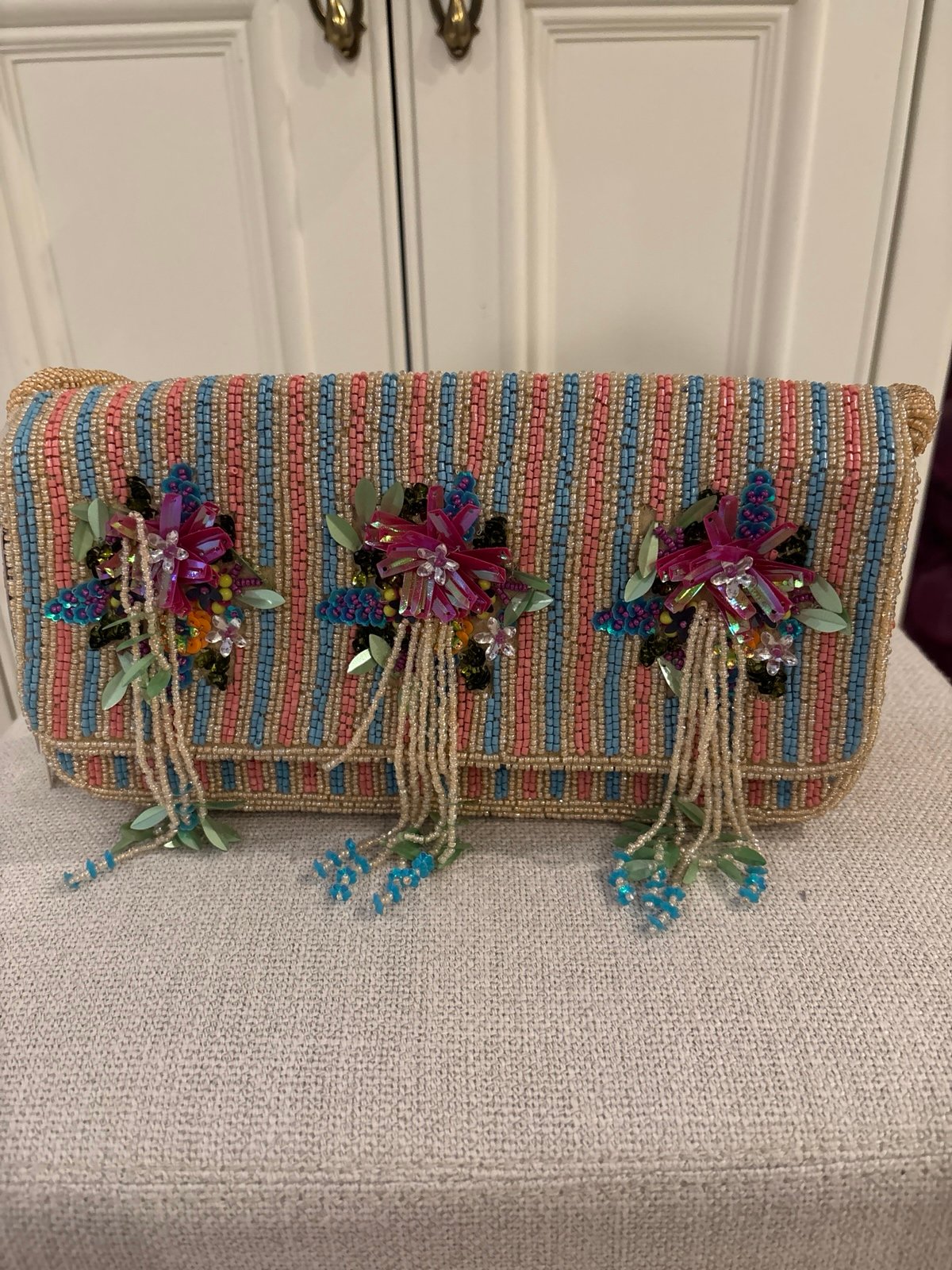 Viral Beaded Floral Shoulder Bag