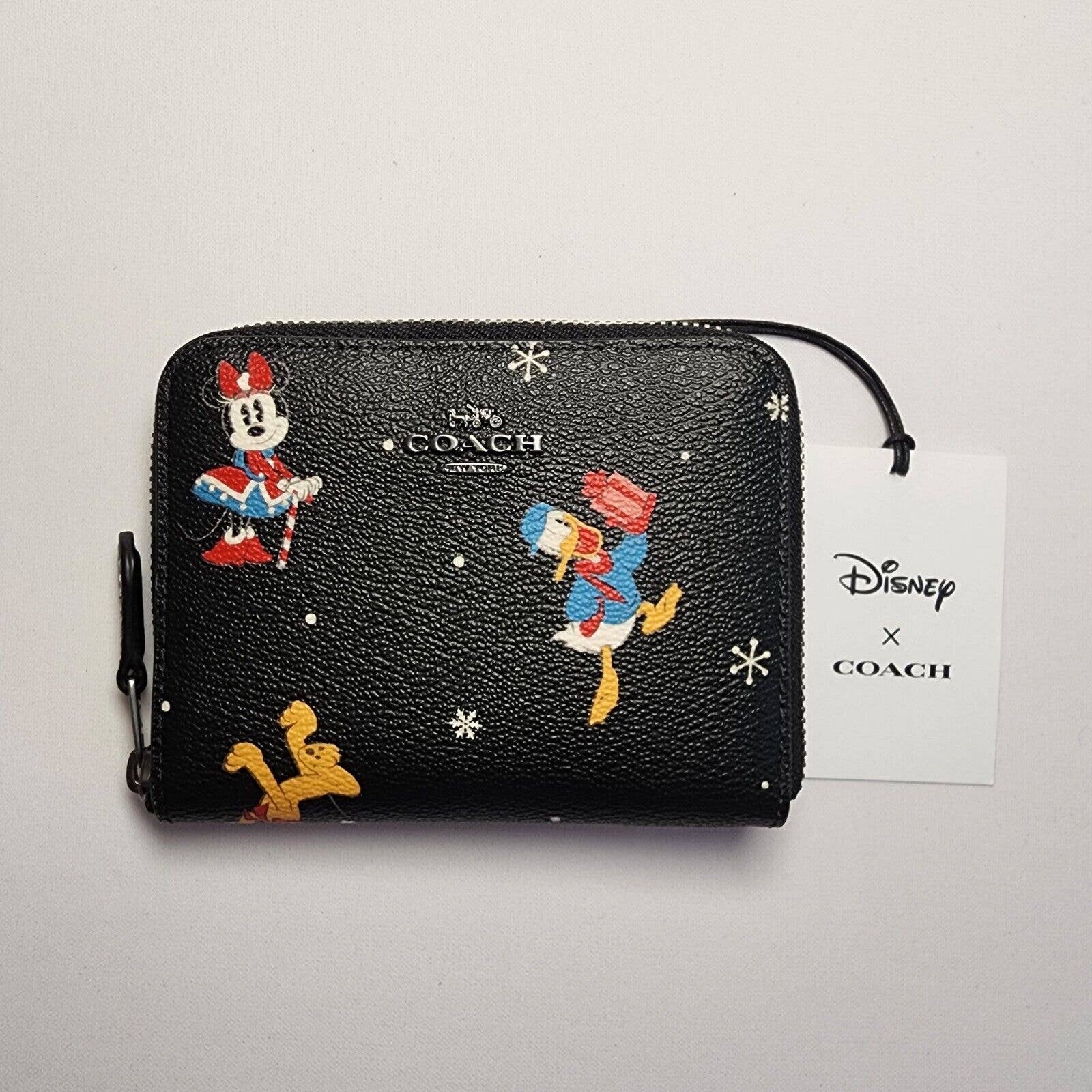 NWT Disney CN028 Limited Edition Coach Small Zip Around Wallet Holiday Print