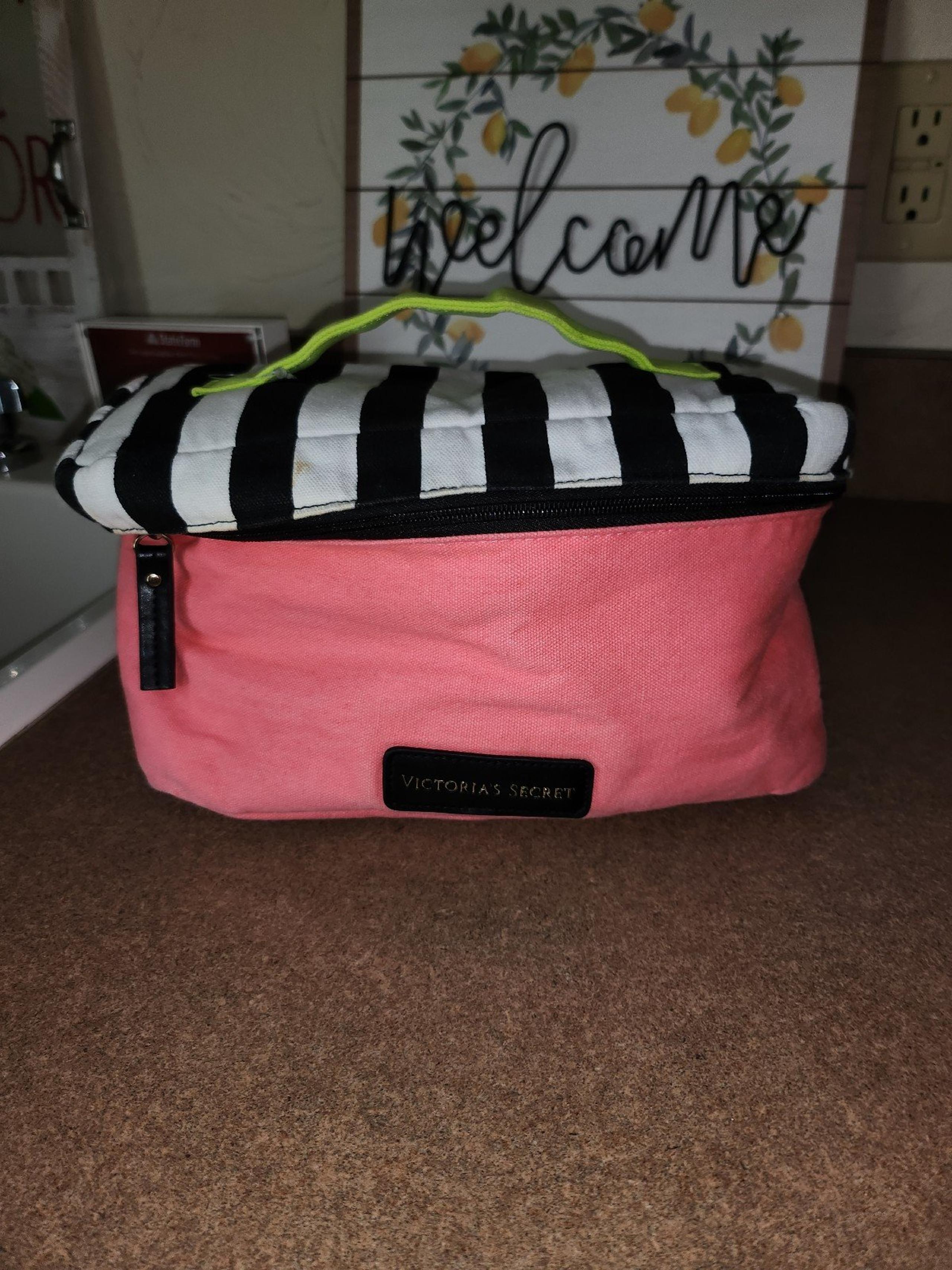 VS Cosmetic, Panties, Bras Case