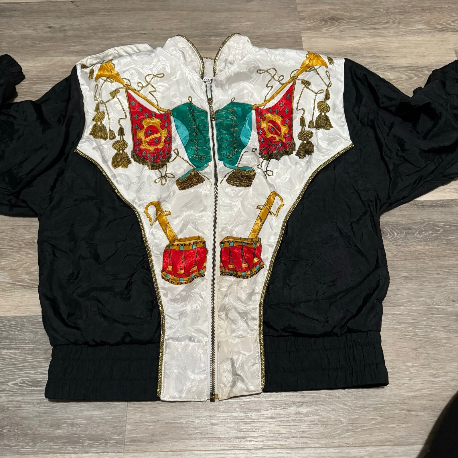 Vintage 90s bomber jacket