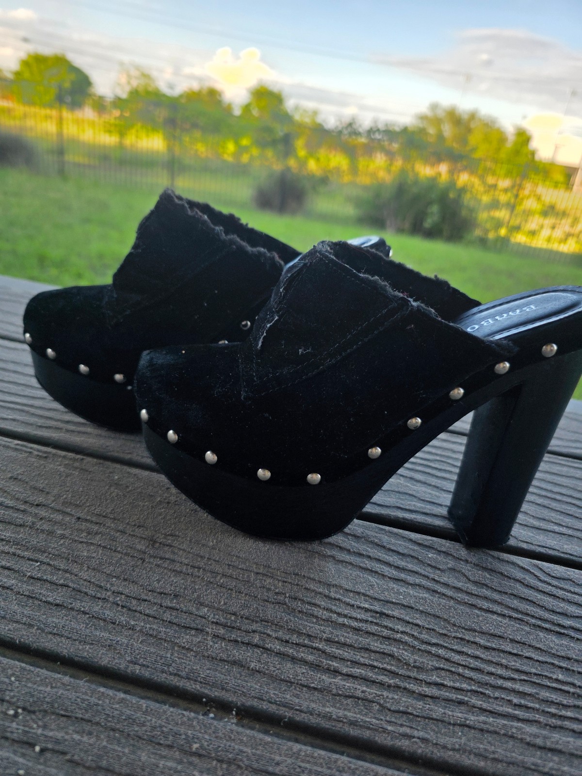 Black velvet high heal shoes