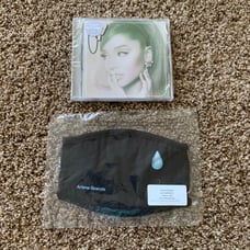 NEW Ariana Grande Signed Positions Bundl
