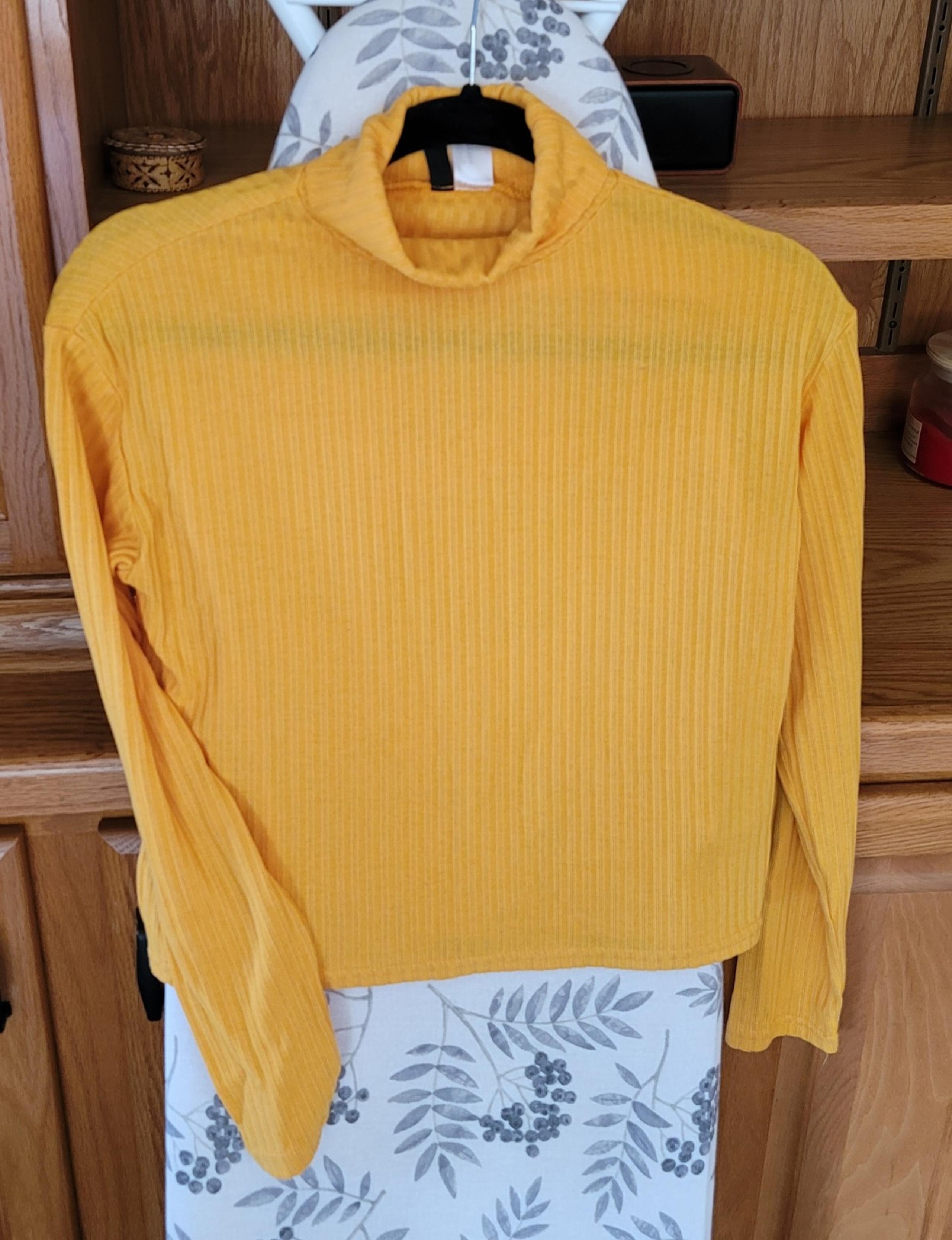 H&M Divided Ribbed Yellow Turtleneck