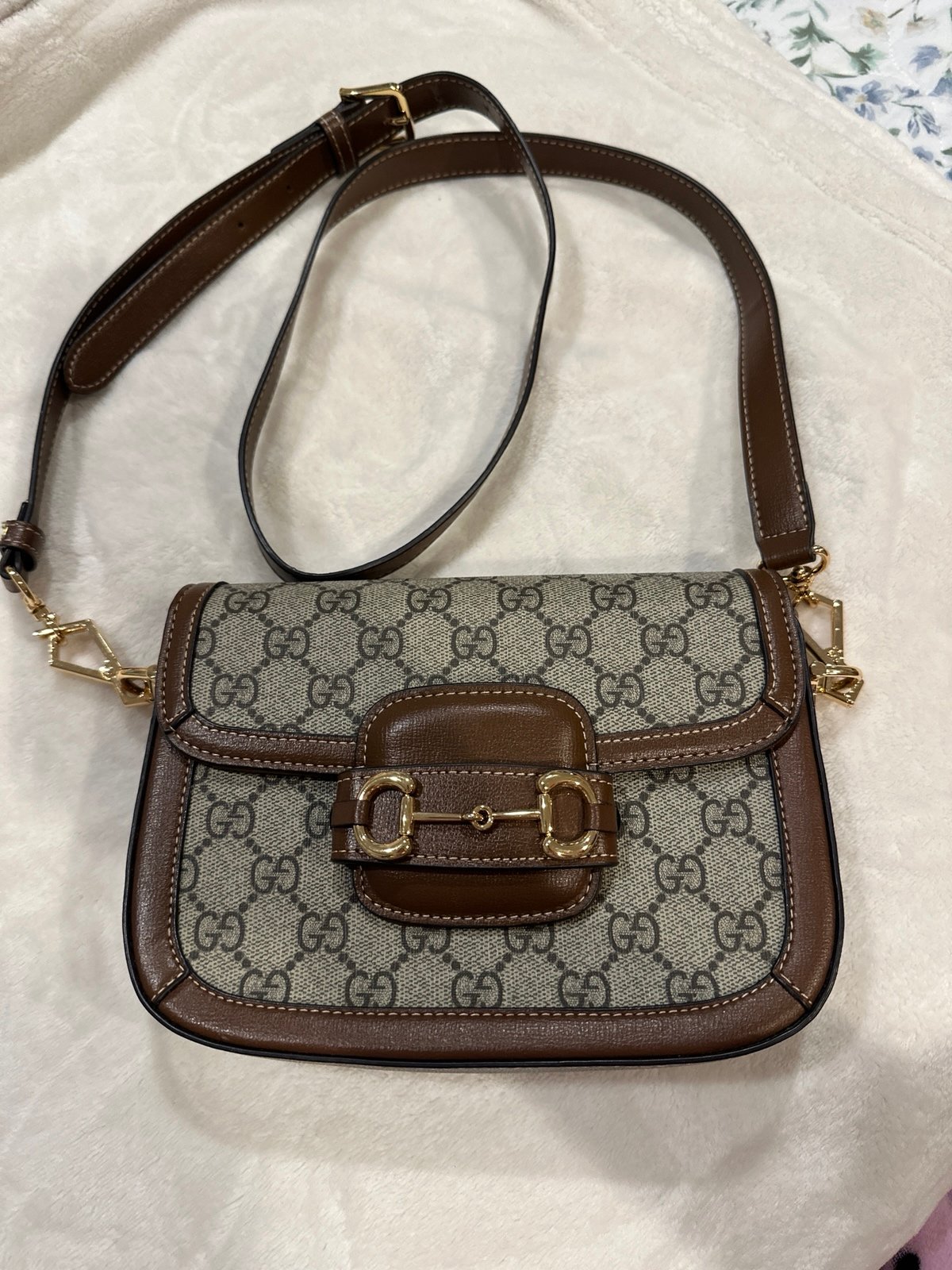 Brown medium bag