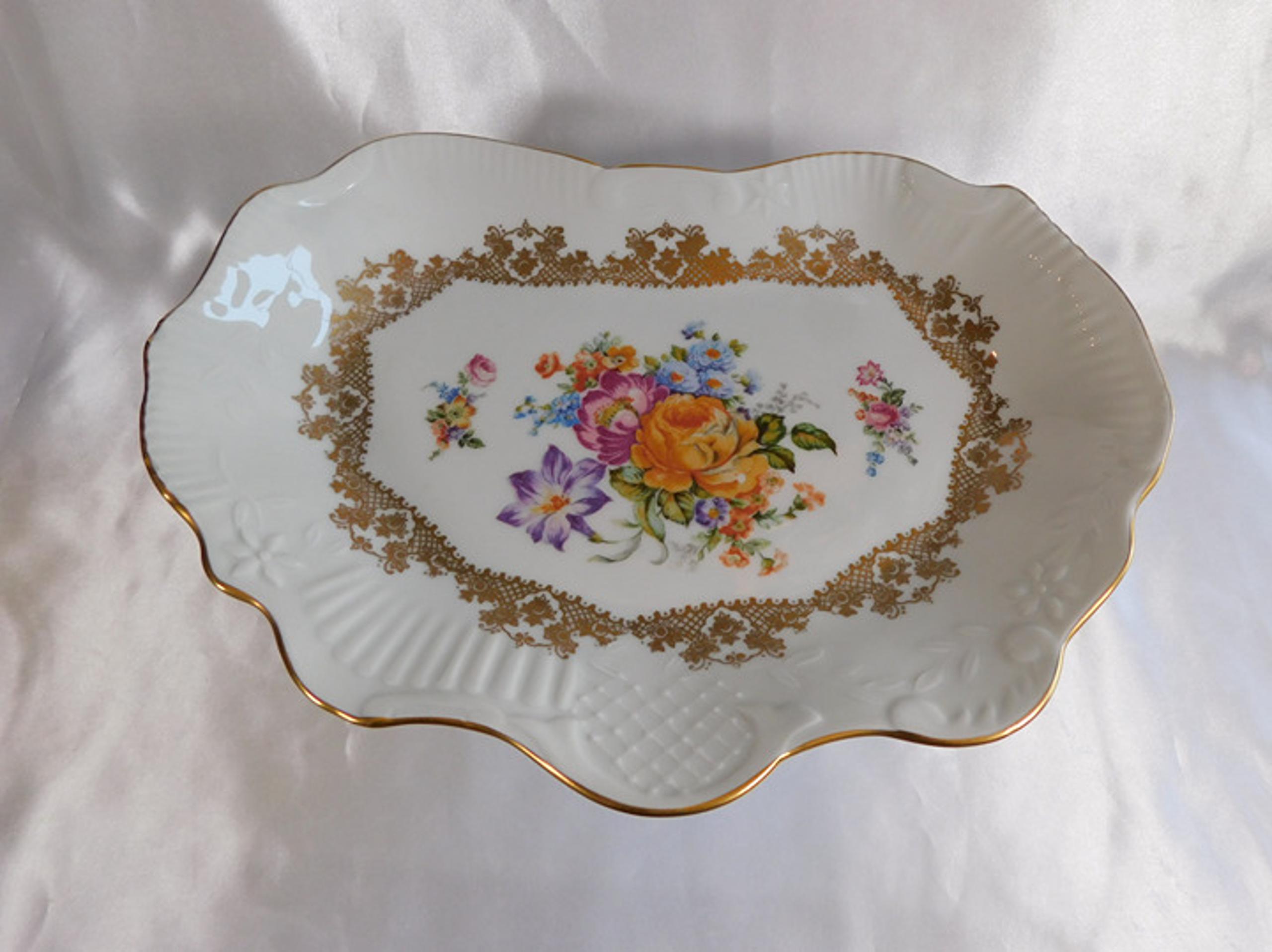 White Footed Serving Tray Display Dish # 23421