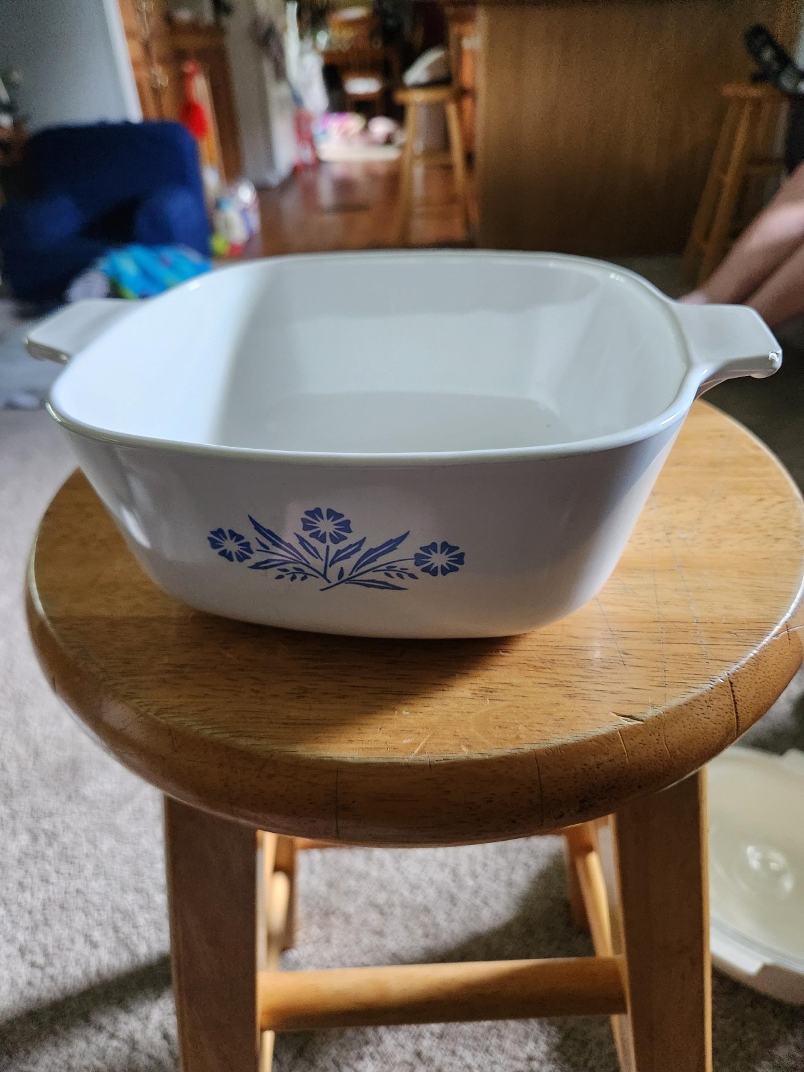 Vintage blue cornflower corningware casserole dish 1.5Quart