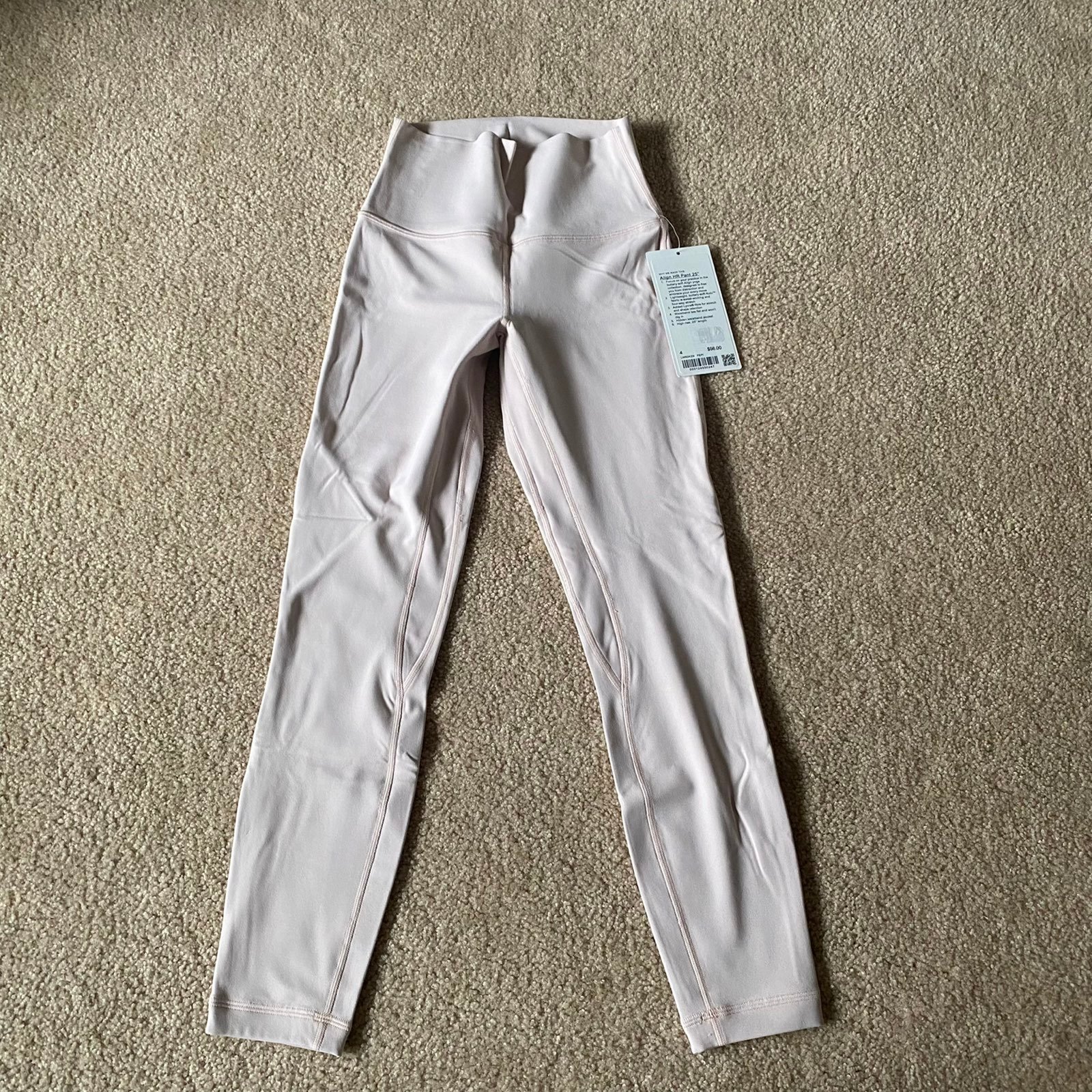 NWT Lululemon Align Pant 25” Size 4 Feather Pink