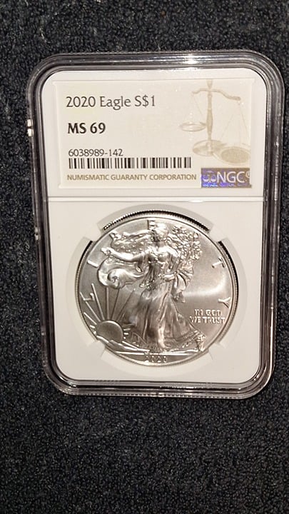 2020 1oz Silver American Eagle... Uncirculated... NGC MS 69... In Sealed Case
