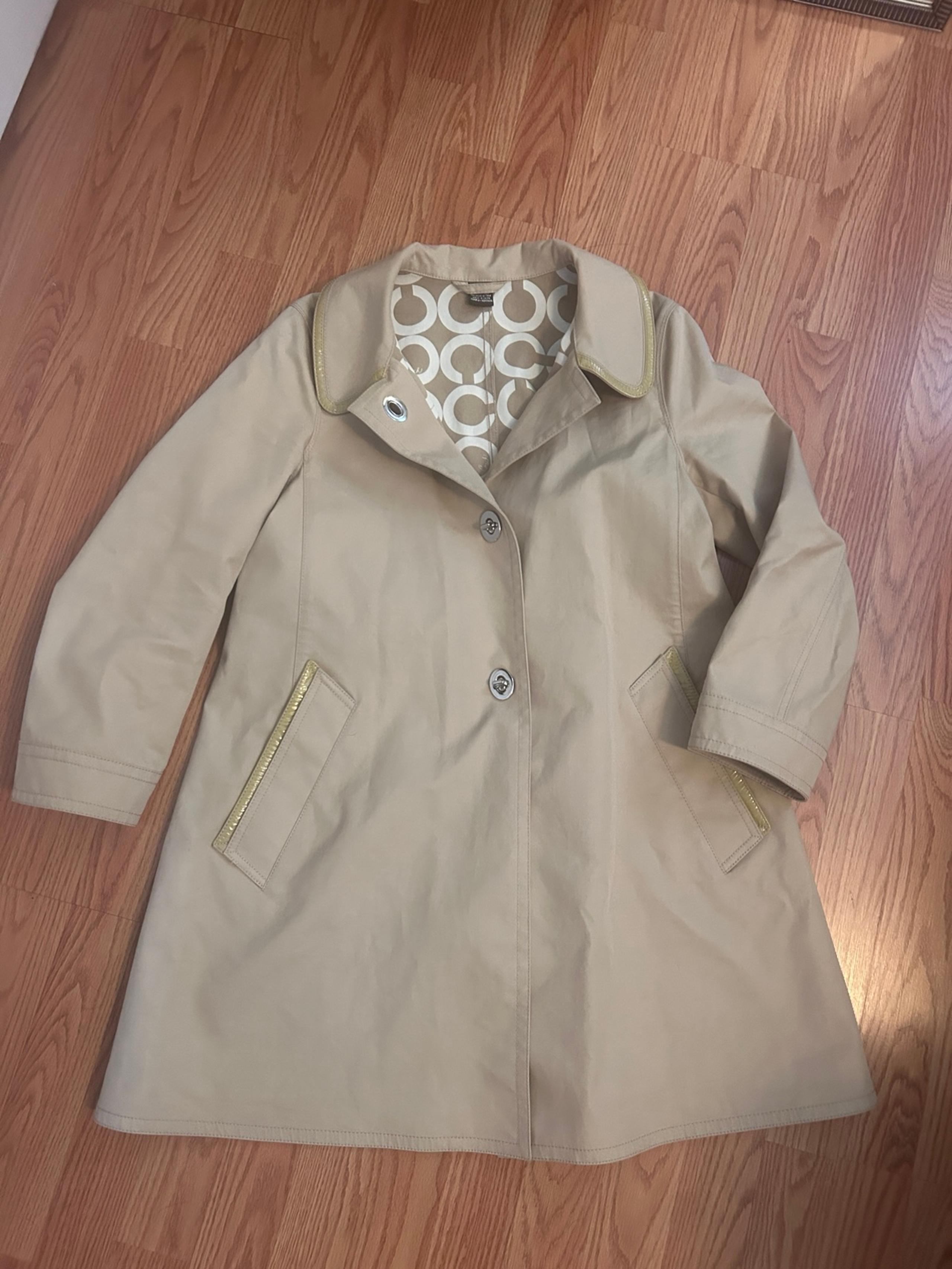 Women’s Coach raincoat