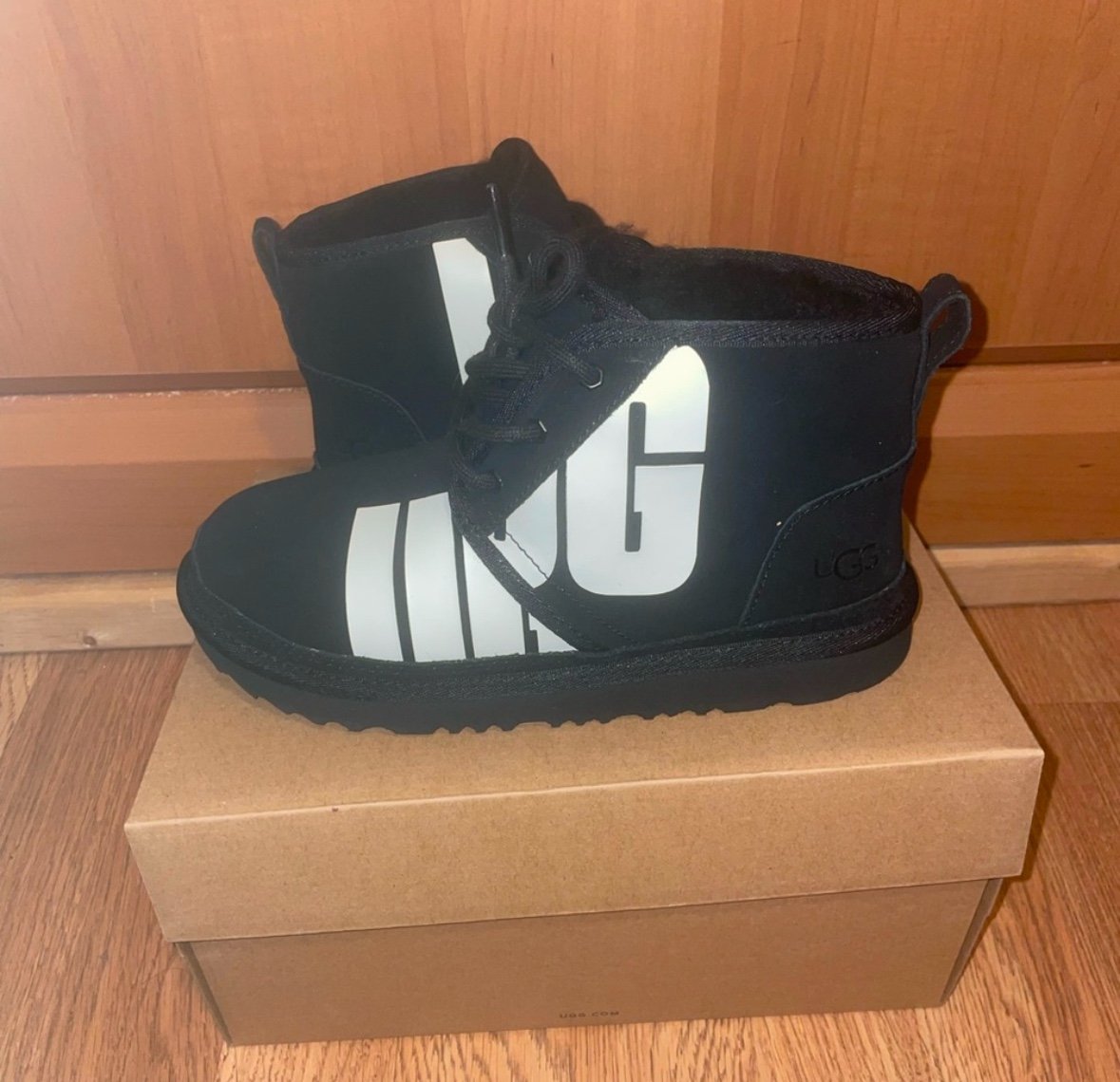 NEUMEL UGGs