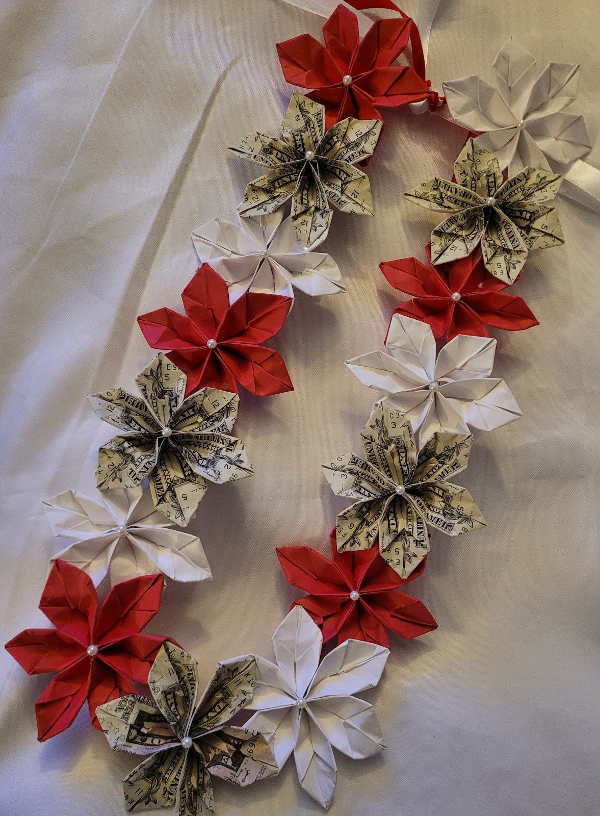 All flower money lei with paper