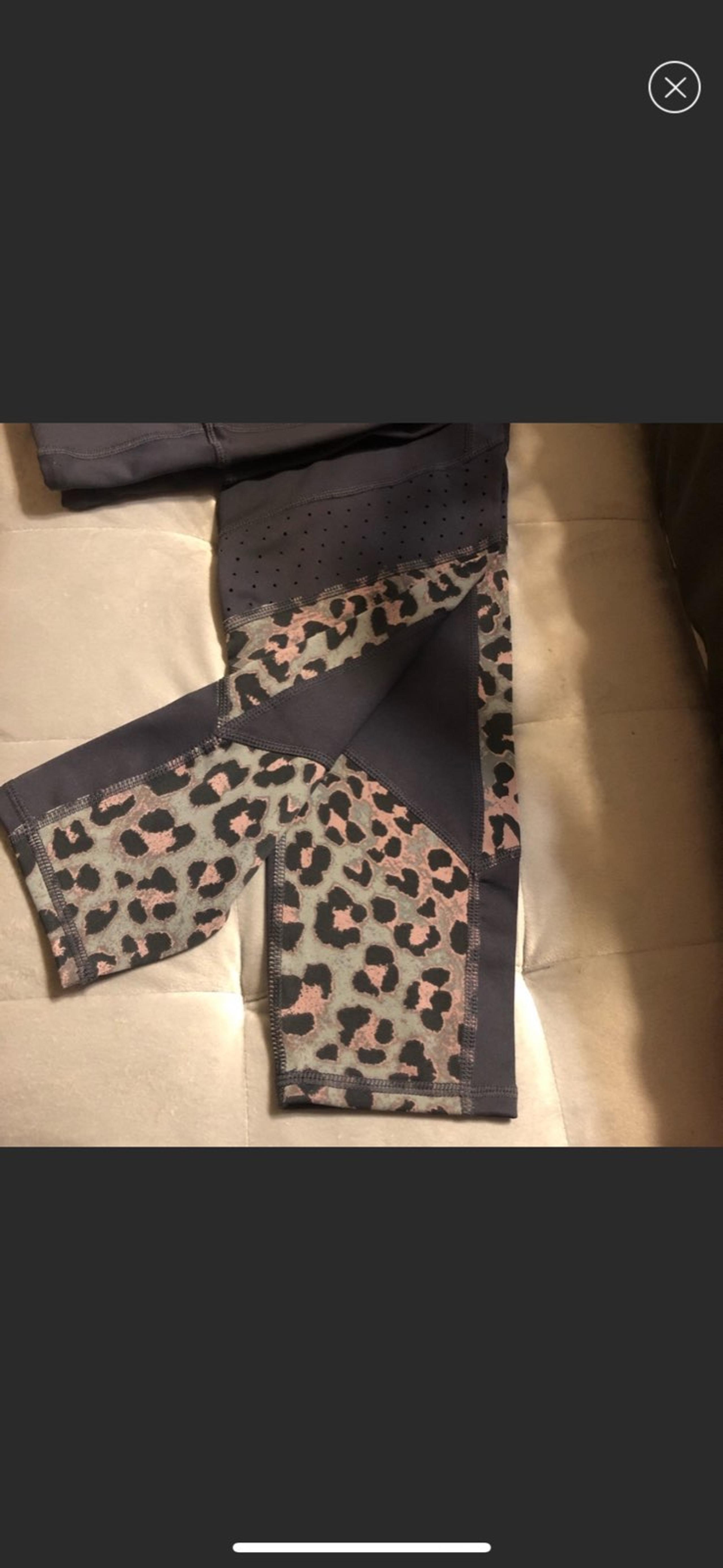 Cotton on body XS workout cheetah tights