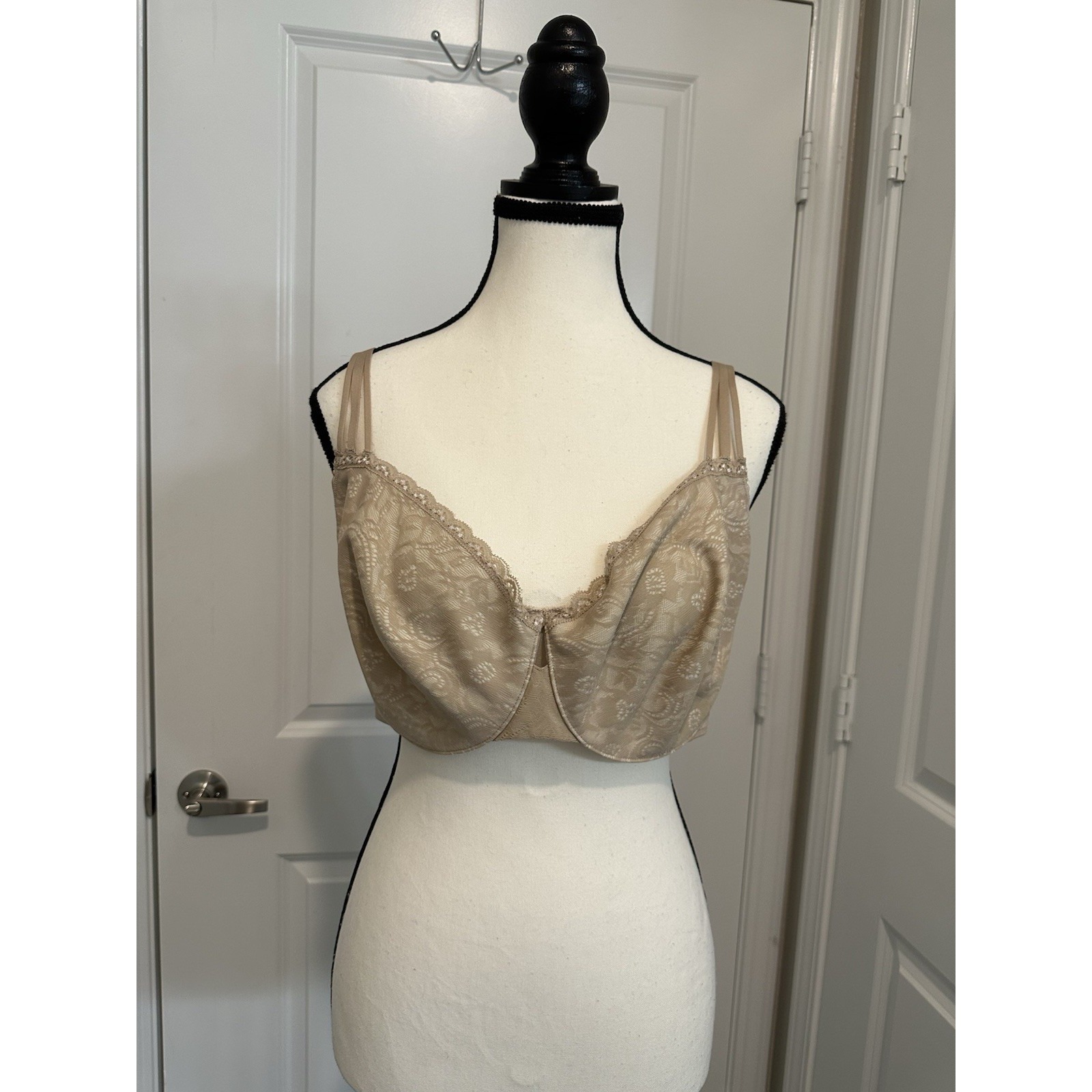 Soma 38DDD Enticing Lift Balconet Bra Beige Lace Underwire Lightly Lined