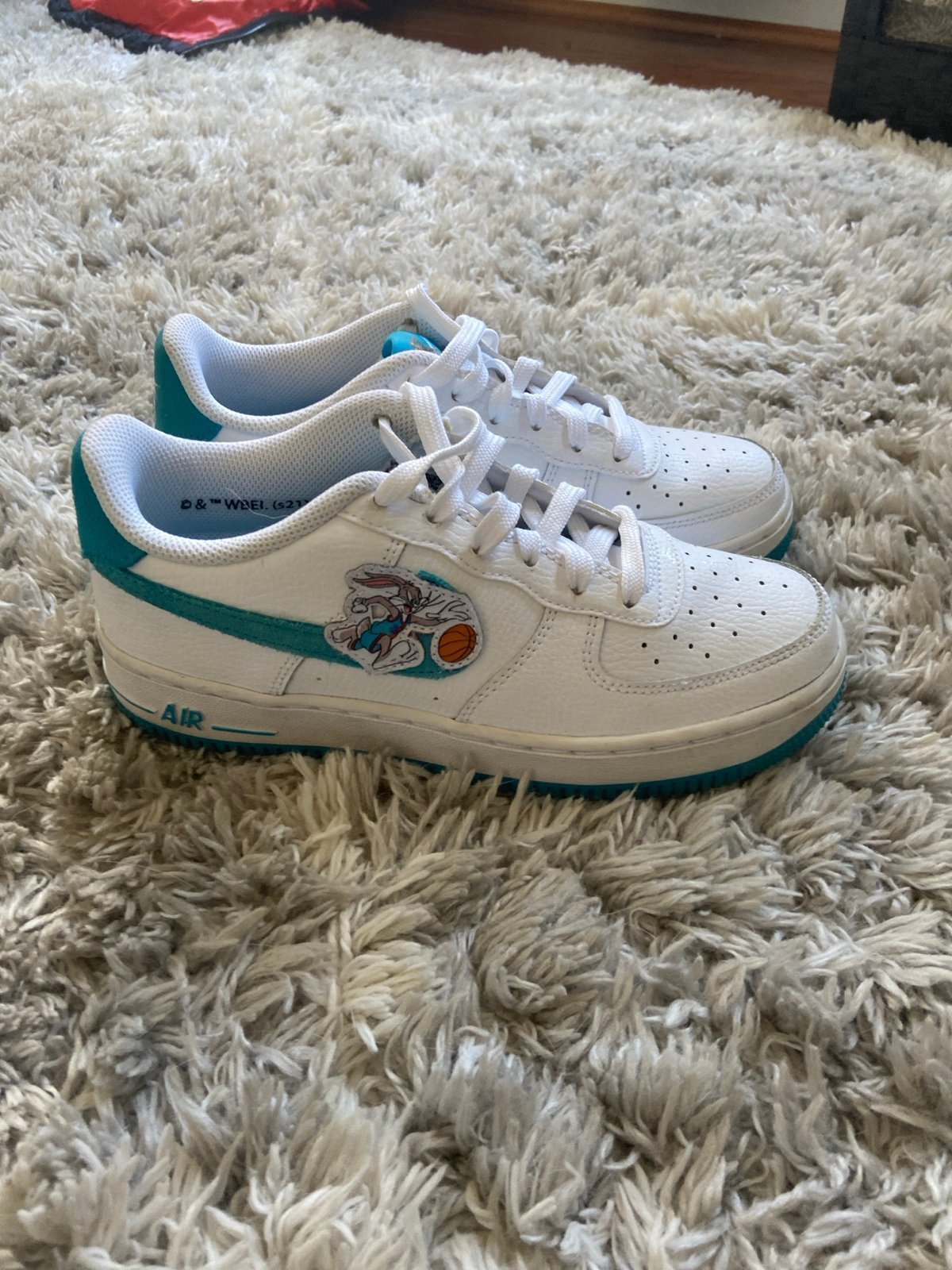 tune squad Air Forces men’s size 5