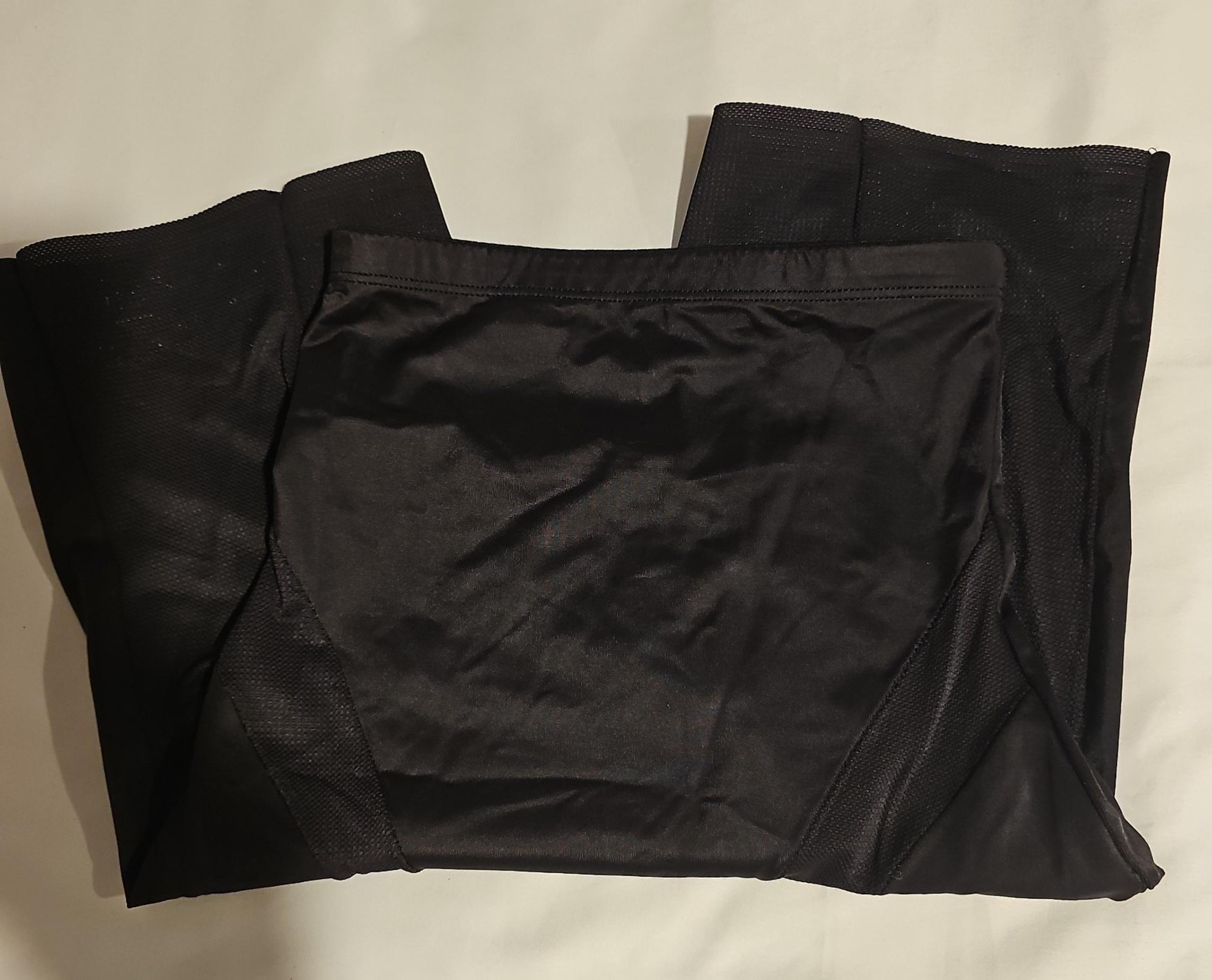 Body shepe size small.