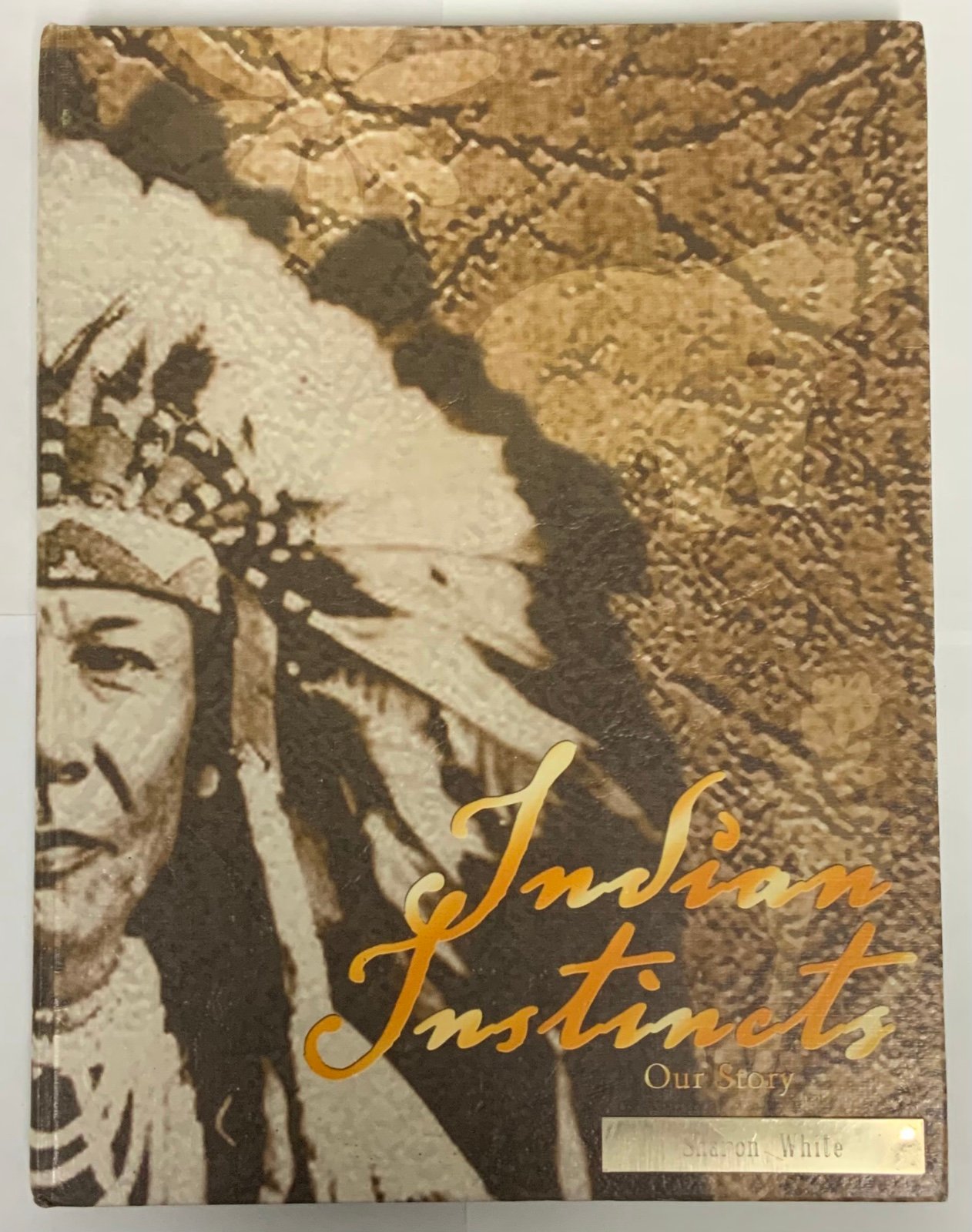 2004 Molalla Oregon High School Yearbook Arrow