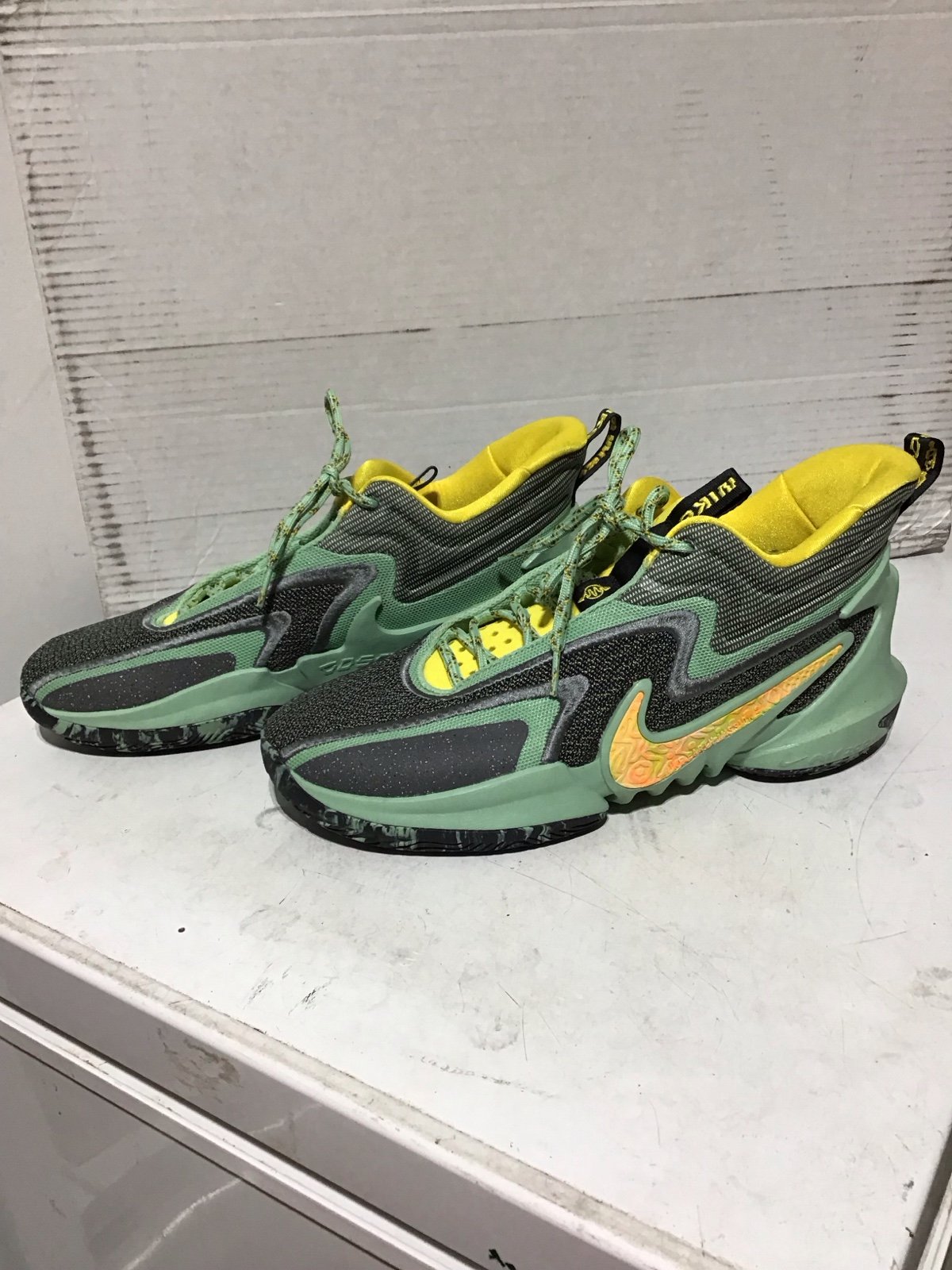Nike Cosmic Unity 2 Sz 12 Green