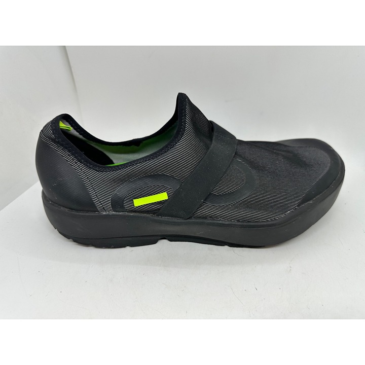 Oofos Oomg Mens Shoes Size US10.5 EU 43.5 Black Fibre Low Slip-On Style