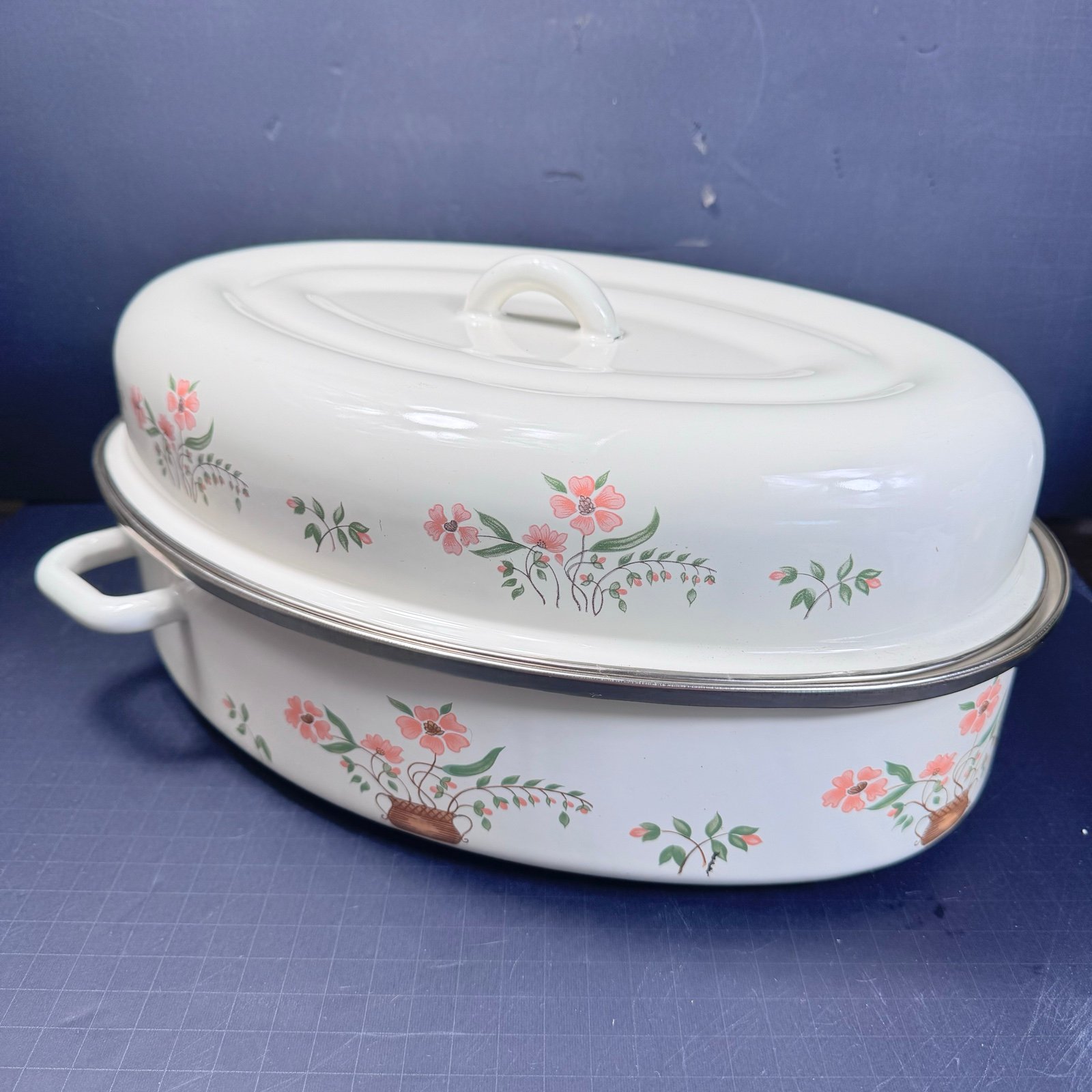 Vtg 1980s Enamelware Covered Roasting Cookware Pan Countryside Collection 7qt