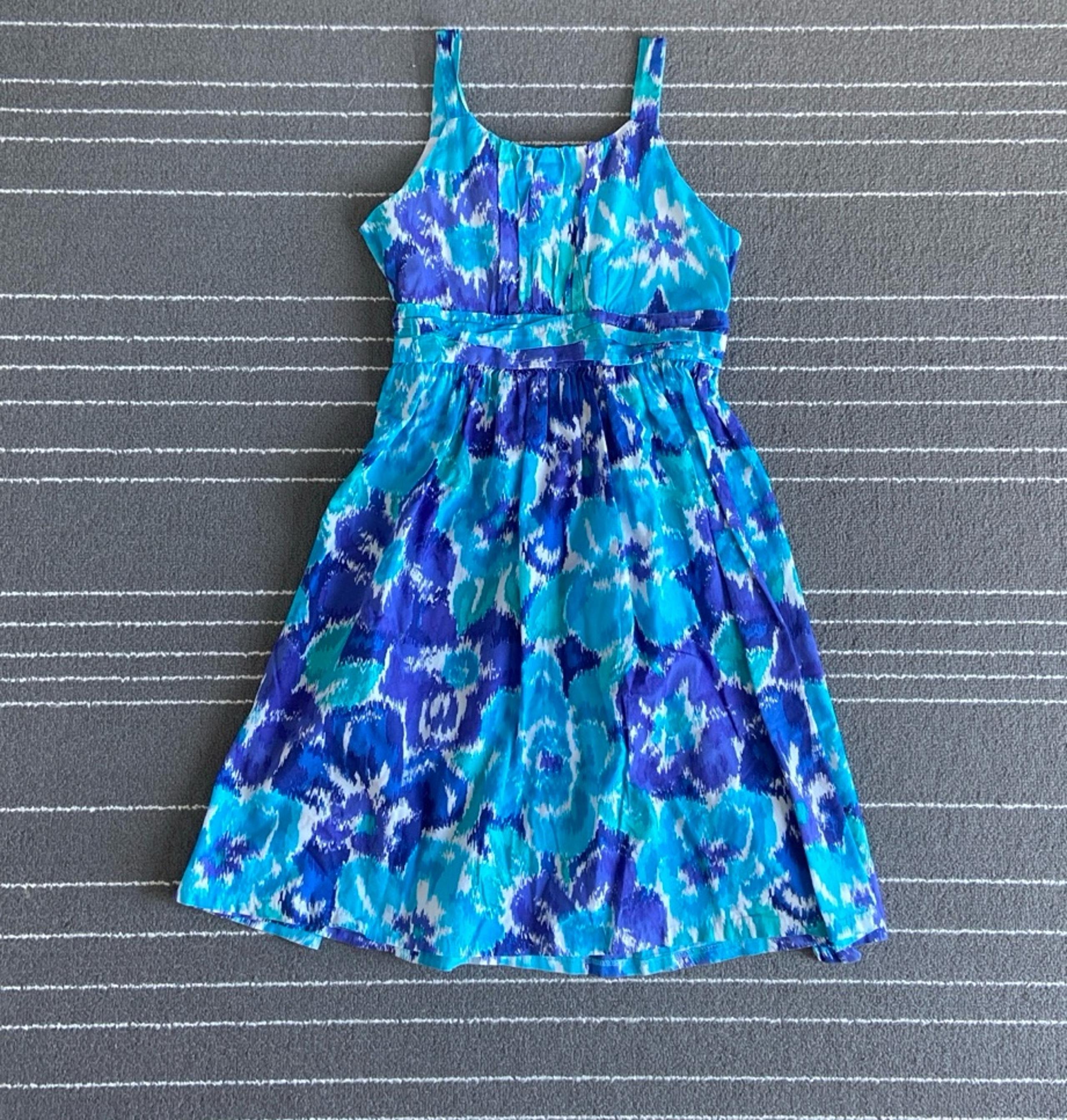 Girl Summer Dress Size L