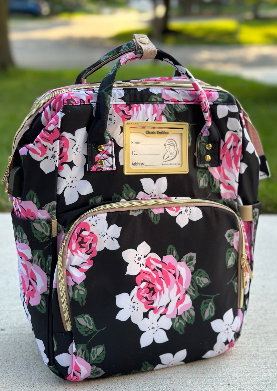 Motababy Diaper Backpack with Portable Bassinet