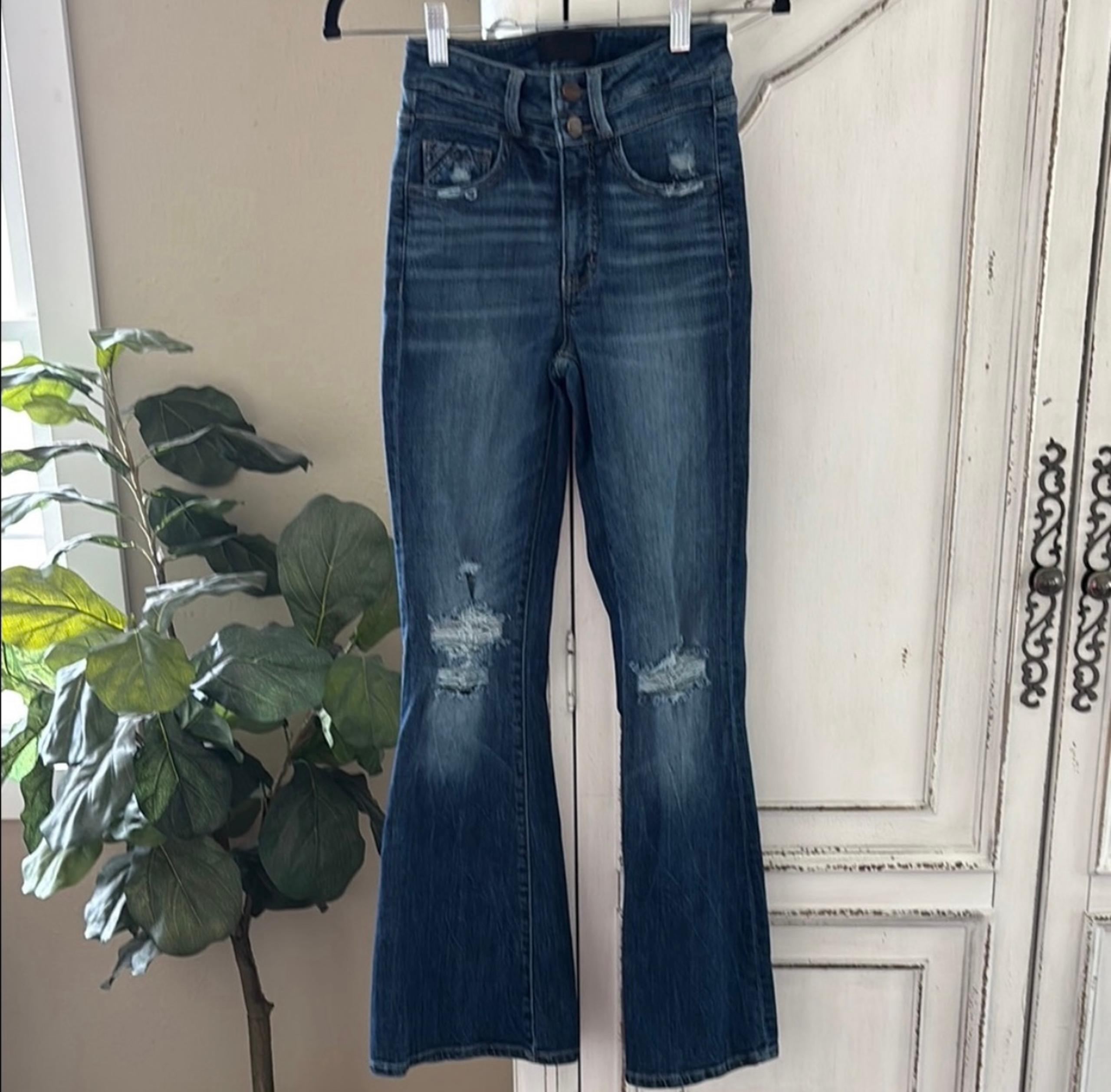Buckle Black Fit No 35 Flare Jeans Womens
24 Distressed Blue Denim Shaping Waist