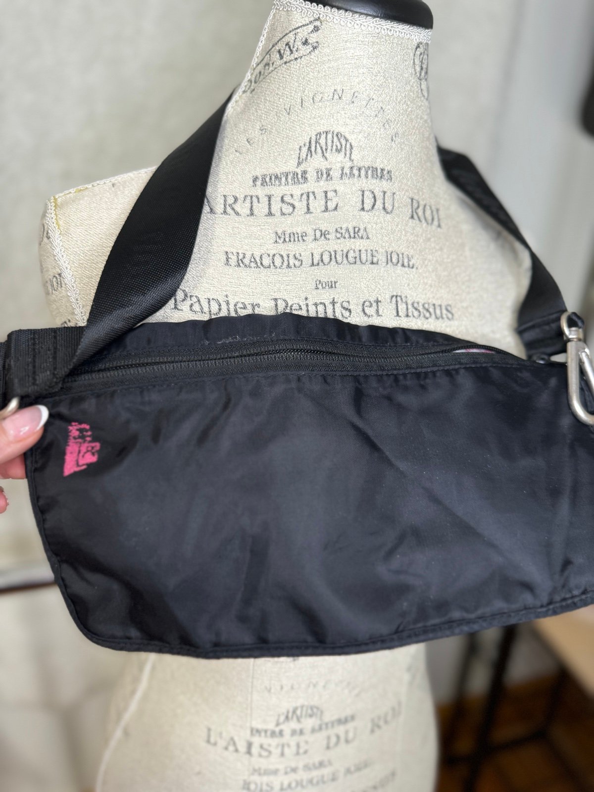 lululemon Walker belt bag i used as a belt bag for shopping