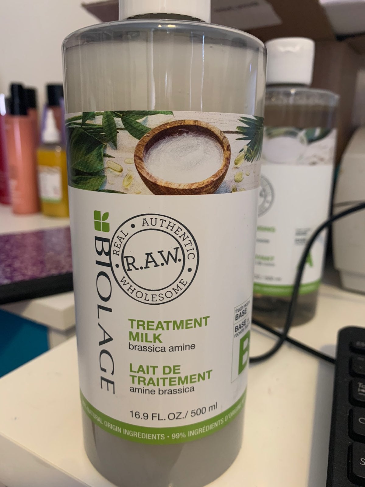 Matrix Biolage RAW Treatment Milk 16.9 o