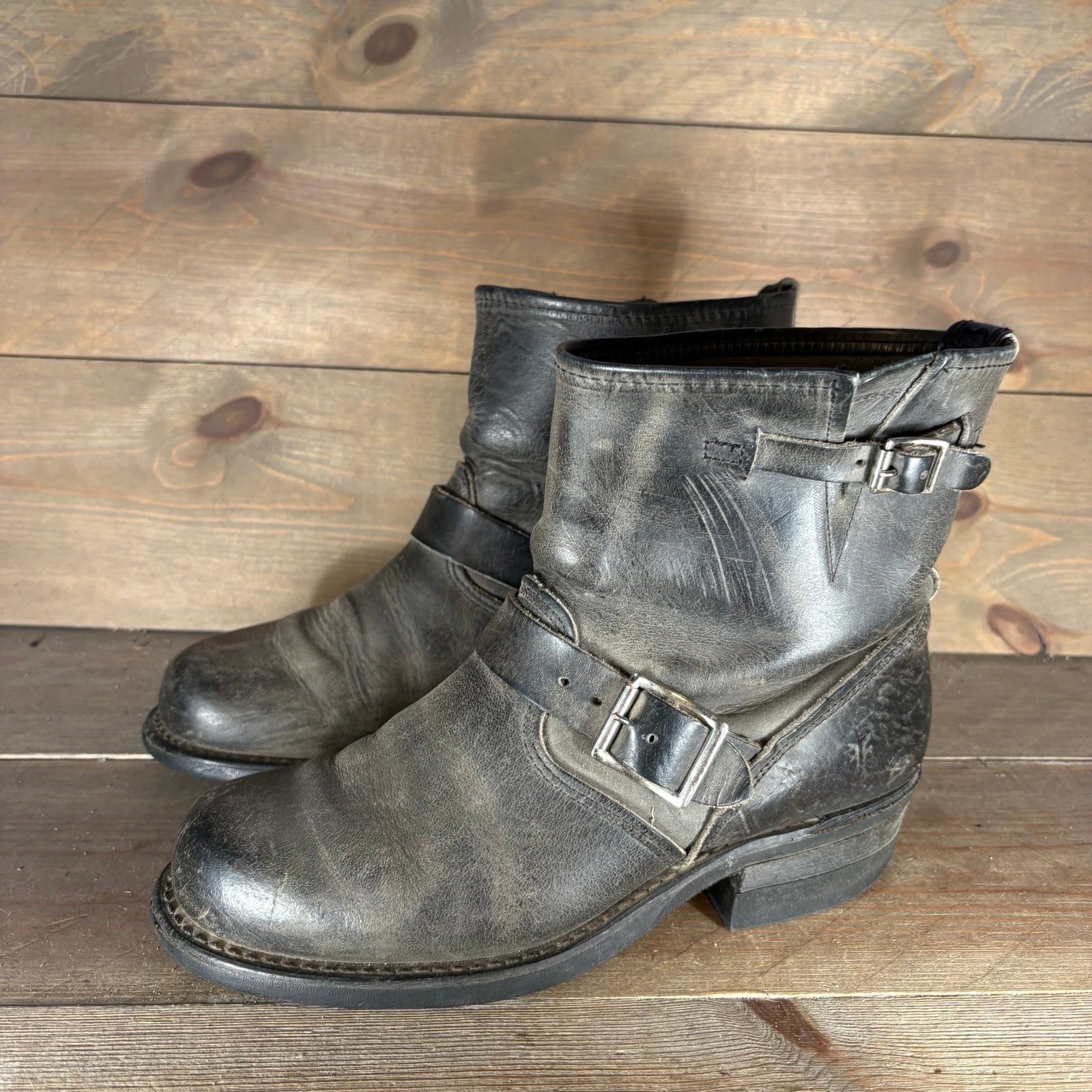 frye womens size 7.5 shoes black leather engineer combat boots No size chart r